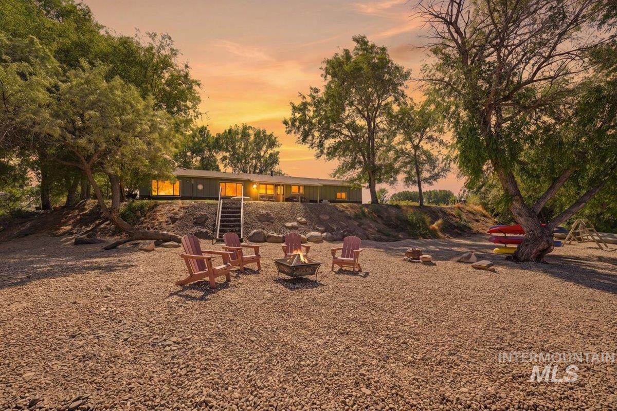 11086 State Highway 78 Property Photo 3