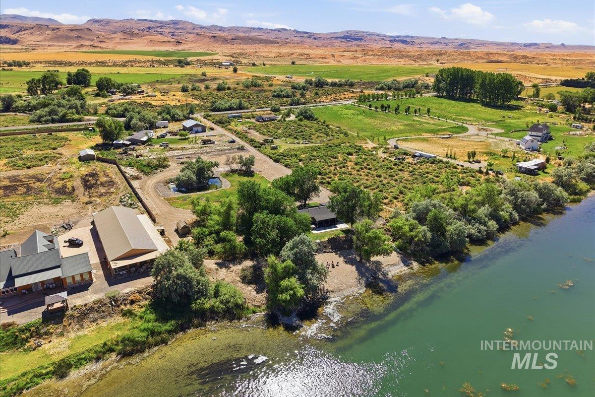 11086 State Highway 78 Property Photo 28