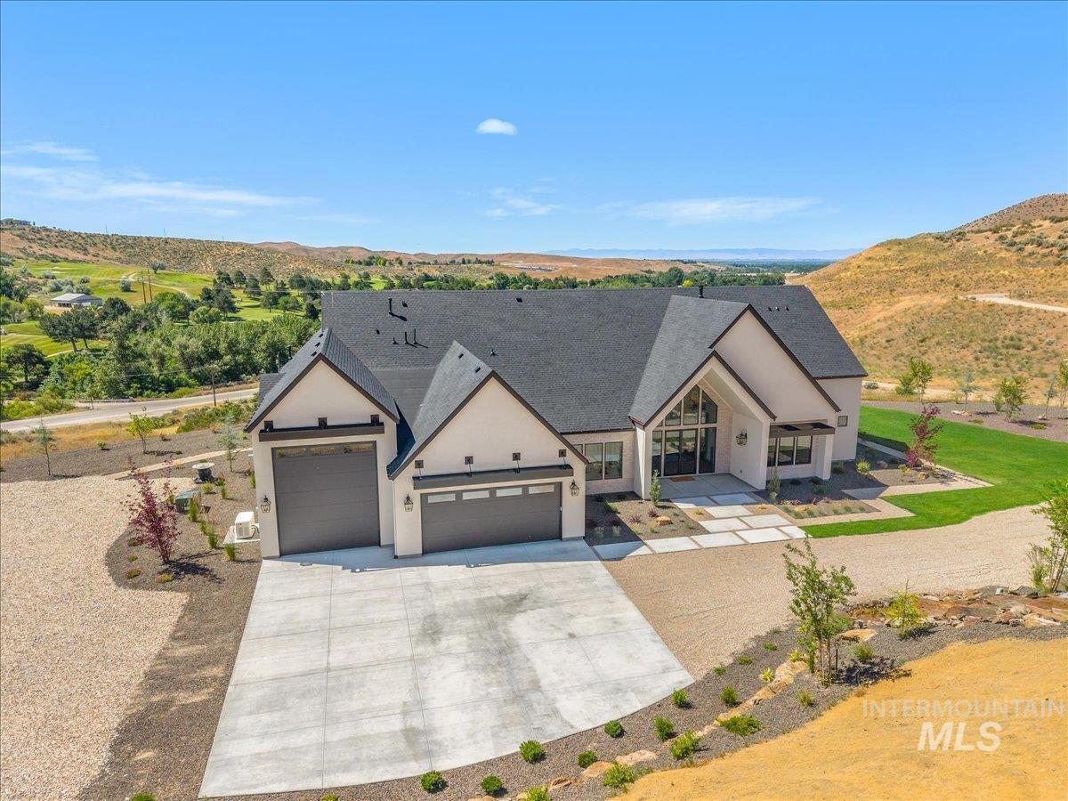 6400 N High Valley Property Photo 1