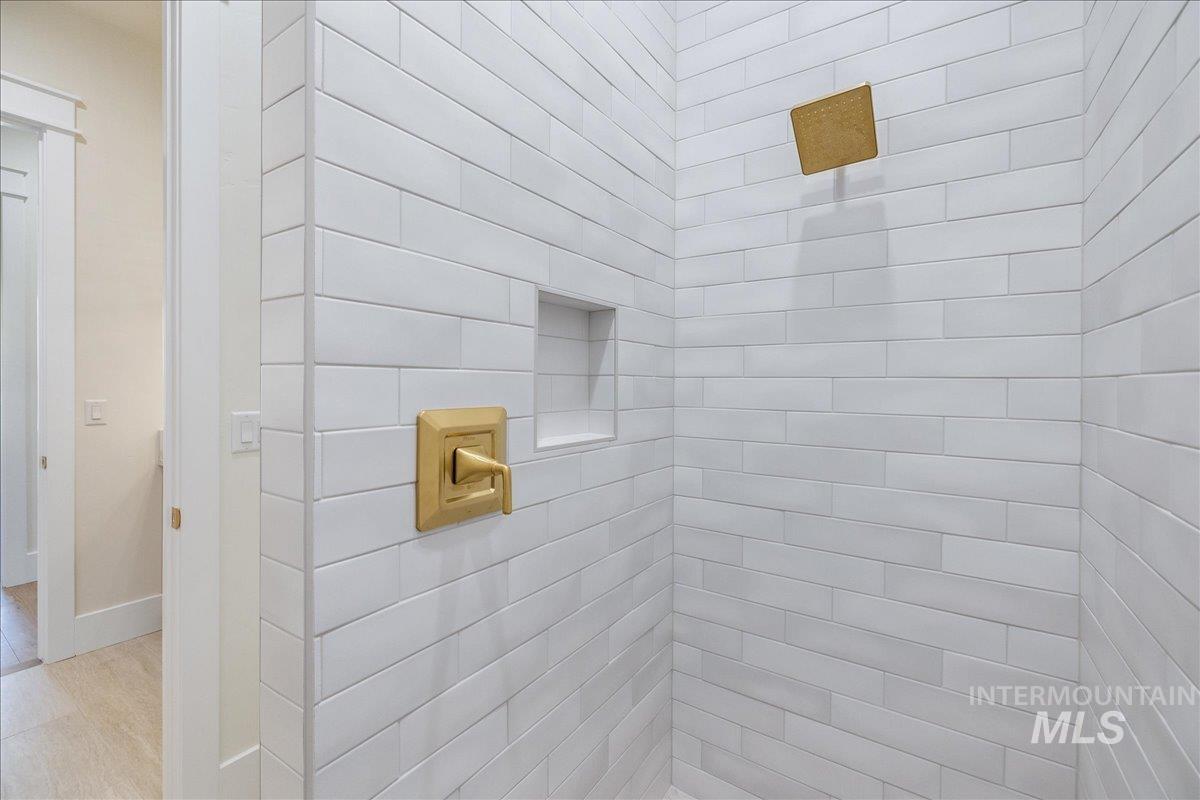 6400 N High Valley Property Photo 37