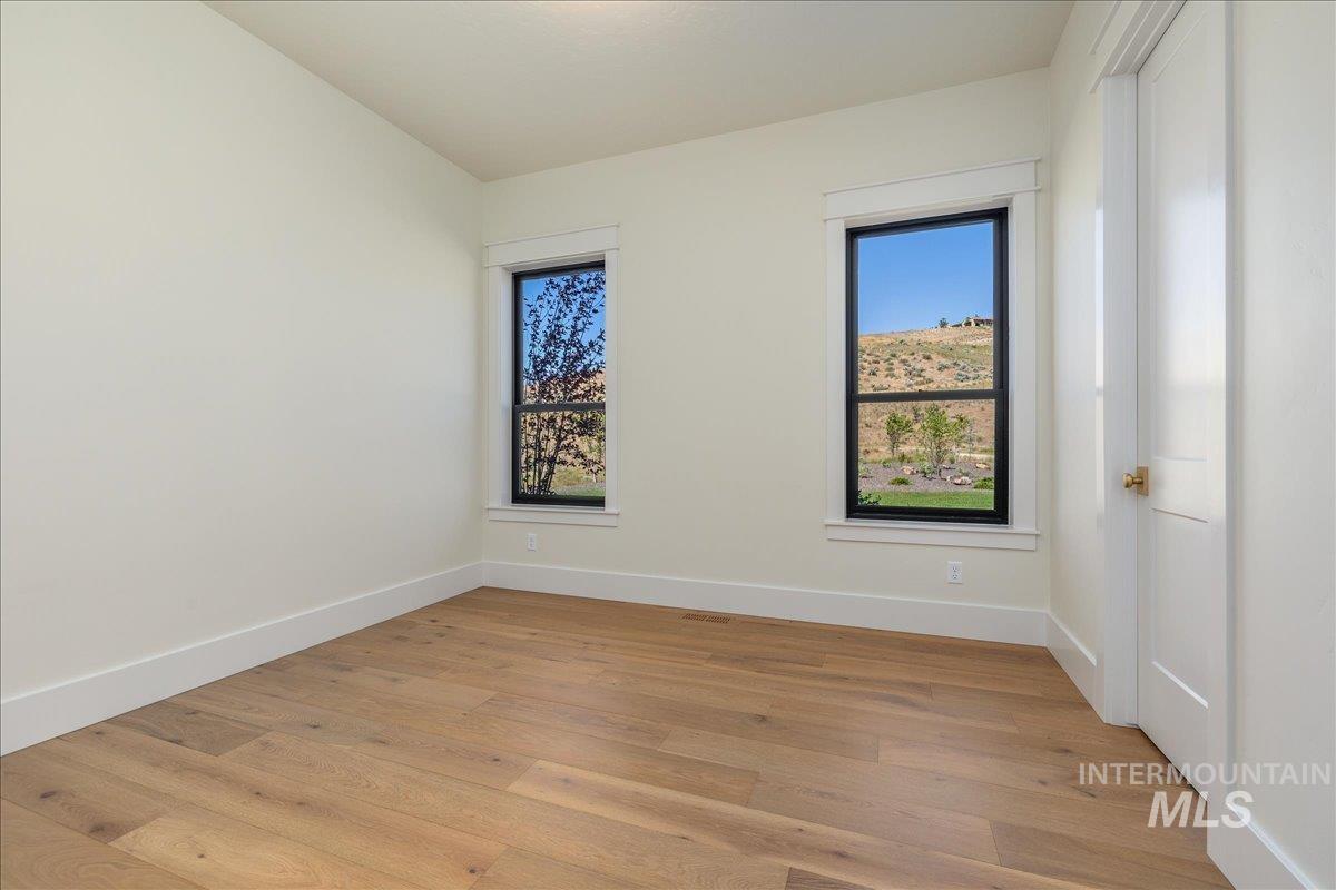 6400 N High Valley Property Photo 38