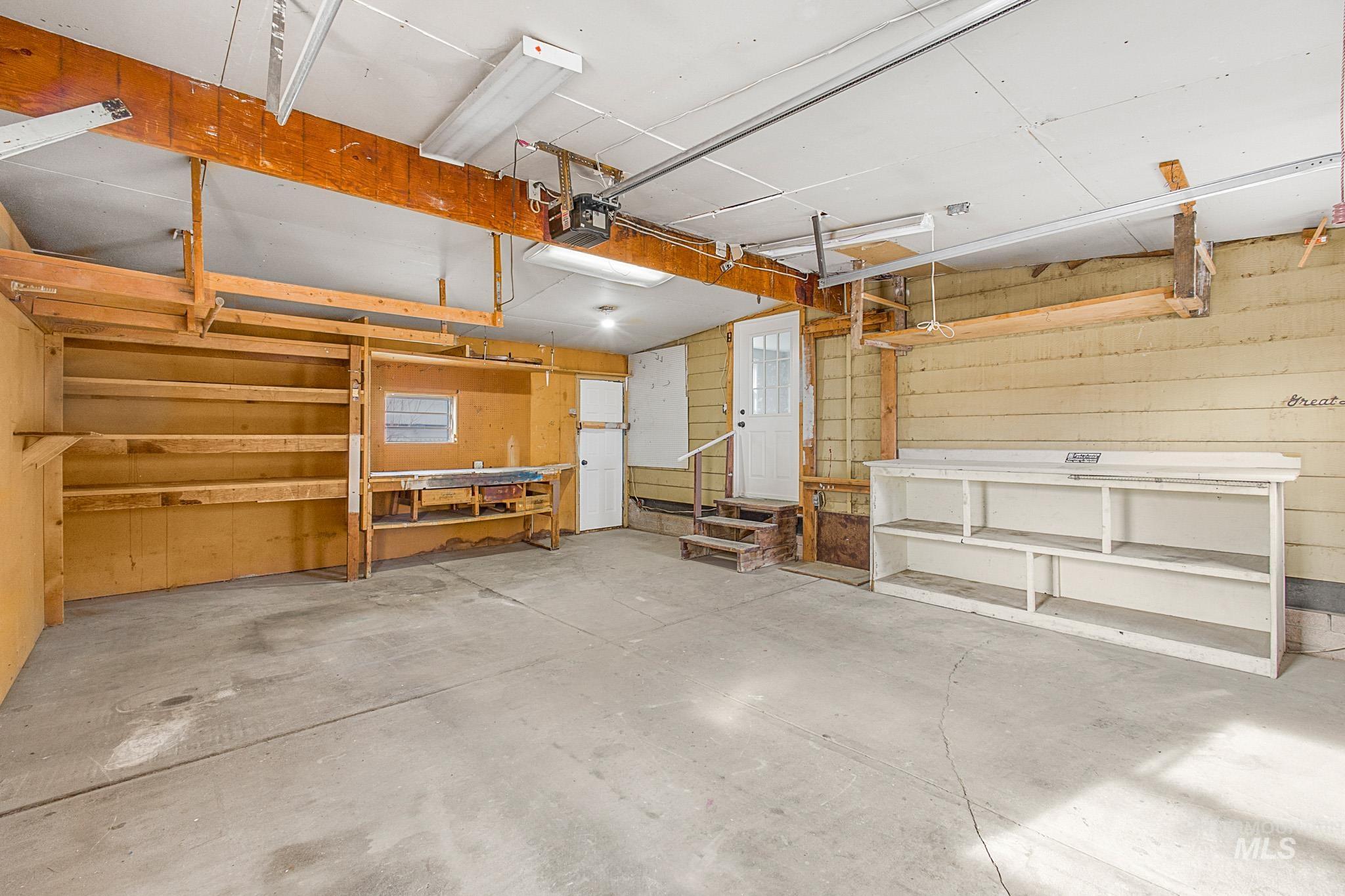 69 S Rose Circle Property Photo 7