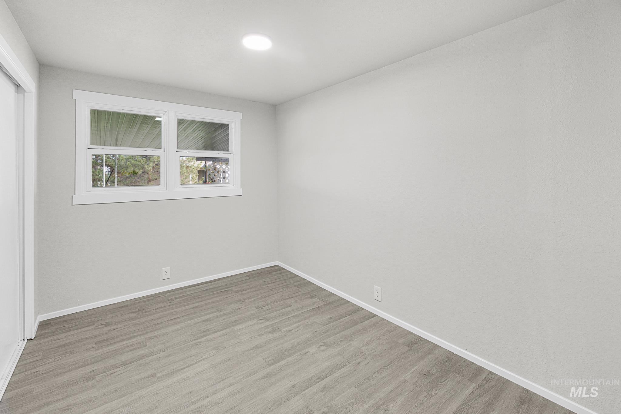 69 S Rose Circle Property Photo 12
