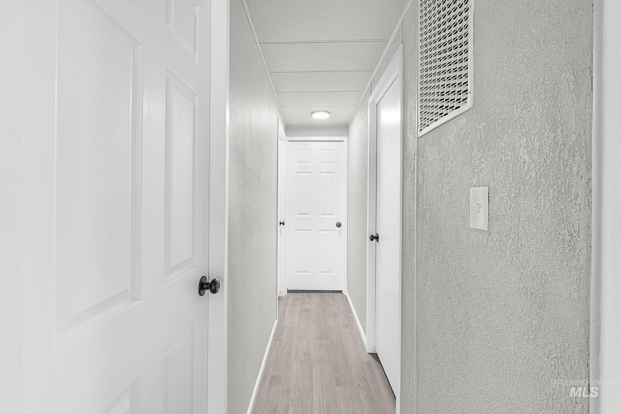 69 S Rose Circle Property Photo 14