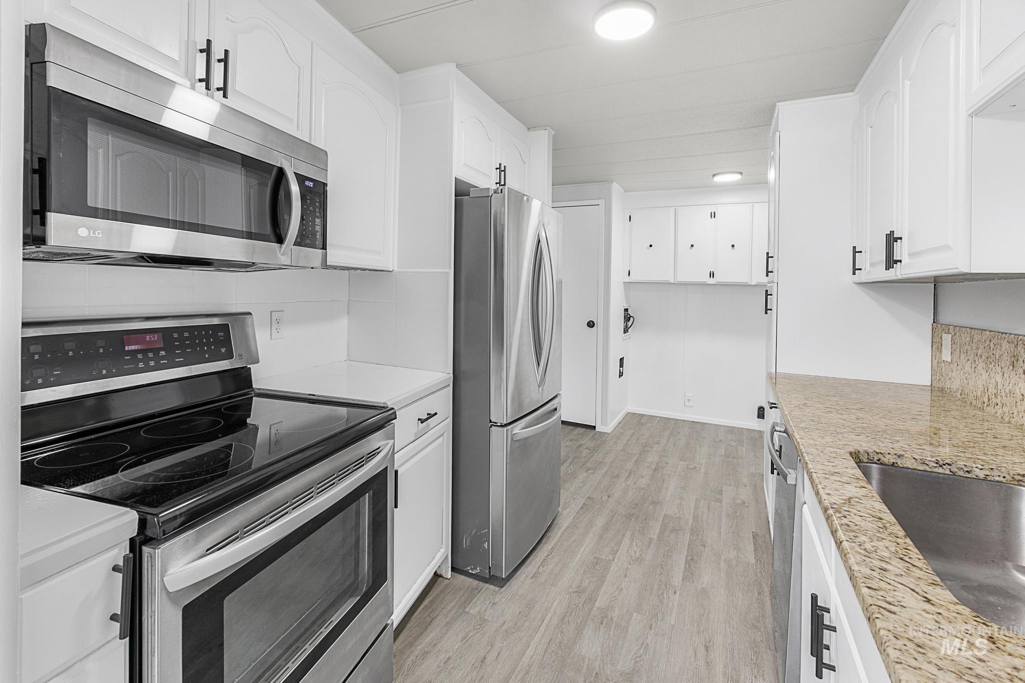 69 S Rose Circle Property Photo 18