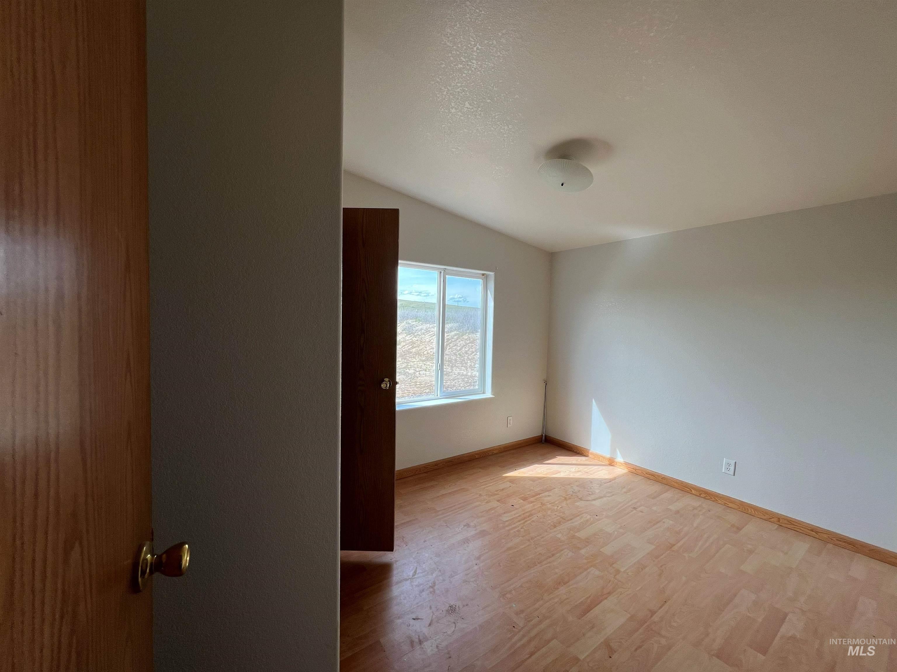 2216 Ben Ross Property Photo 22