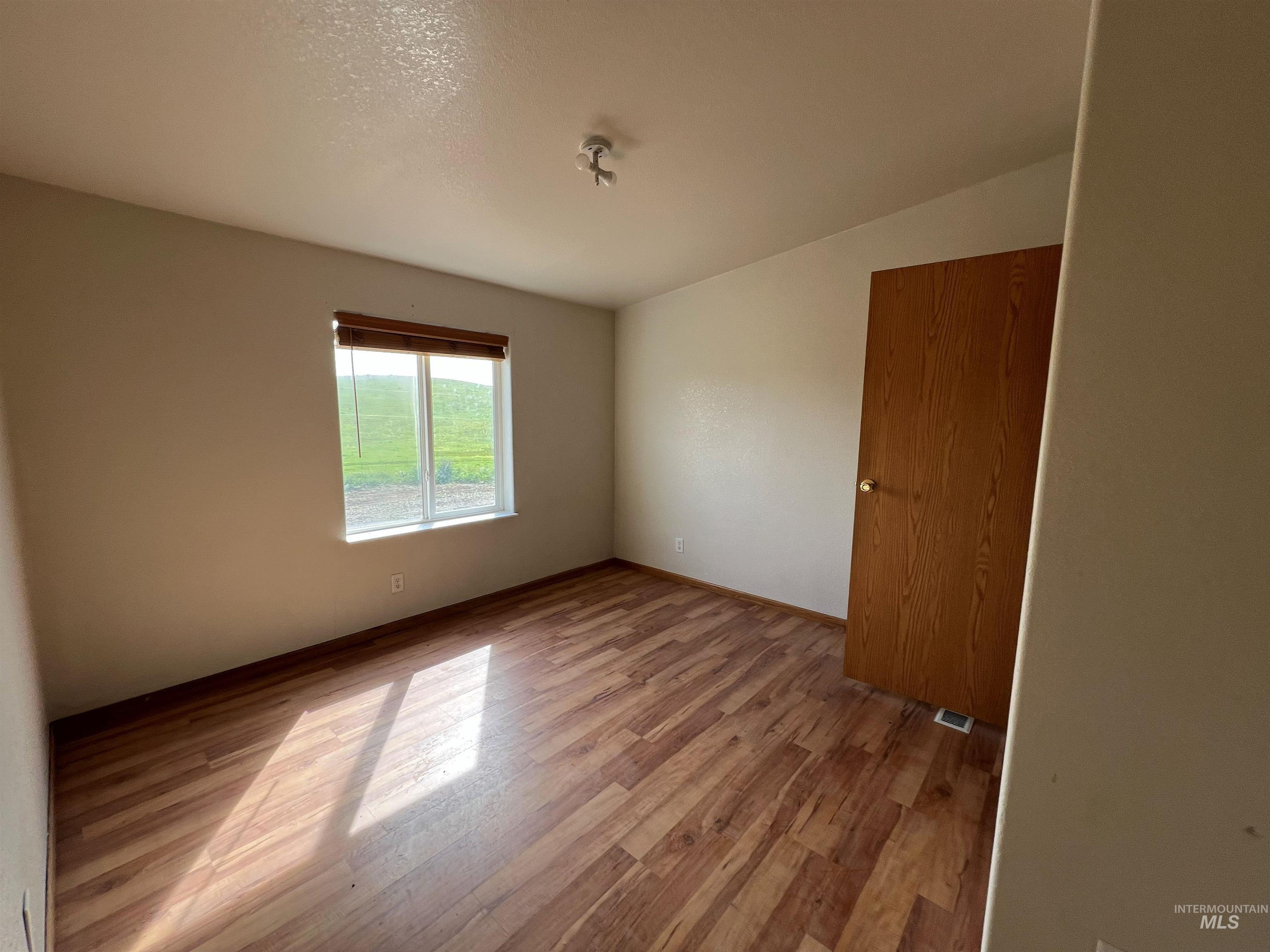 2216 Ben Ross Property Photo 24