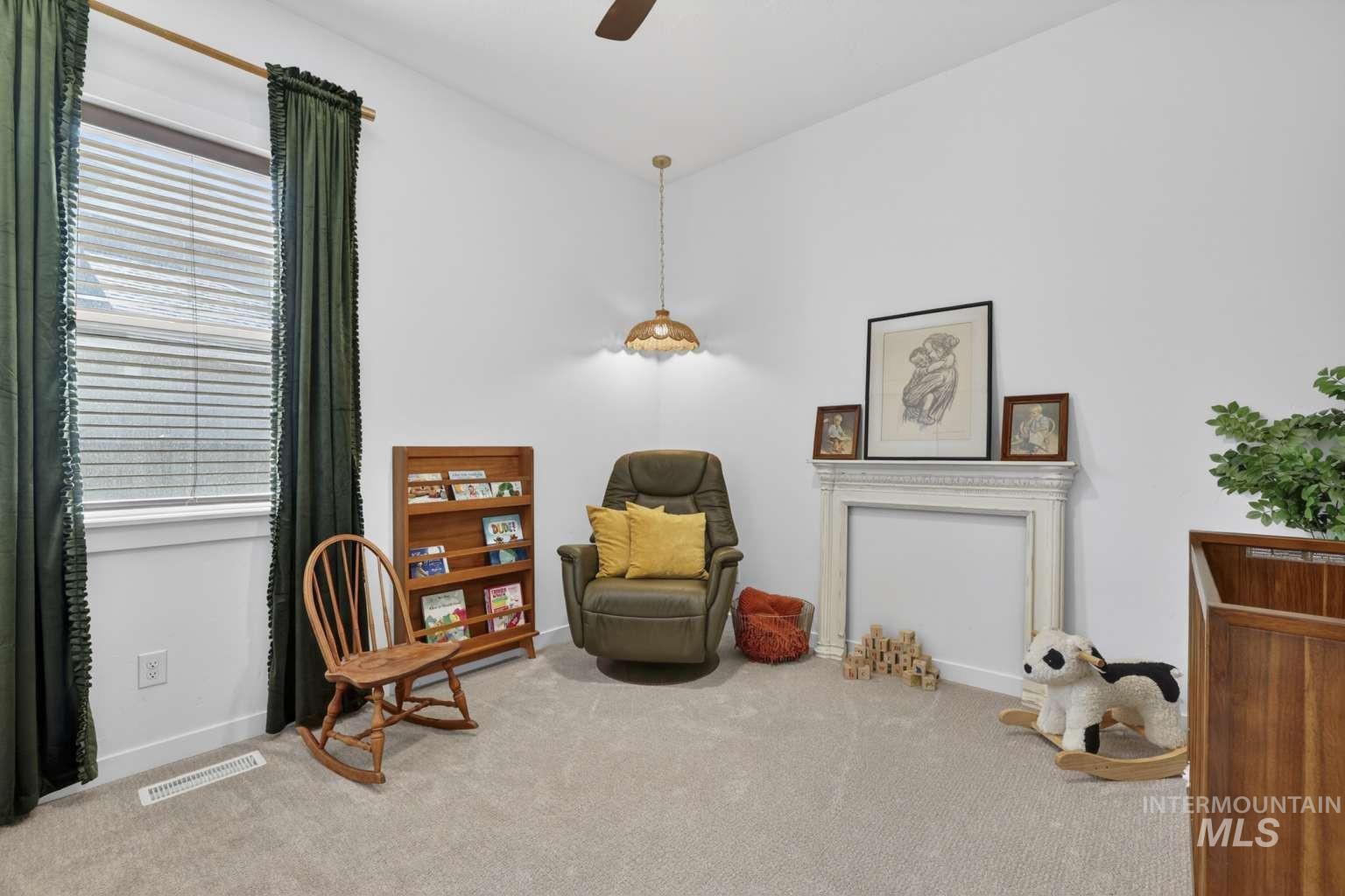 9831 W Novato St Property Photo 11