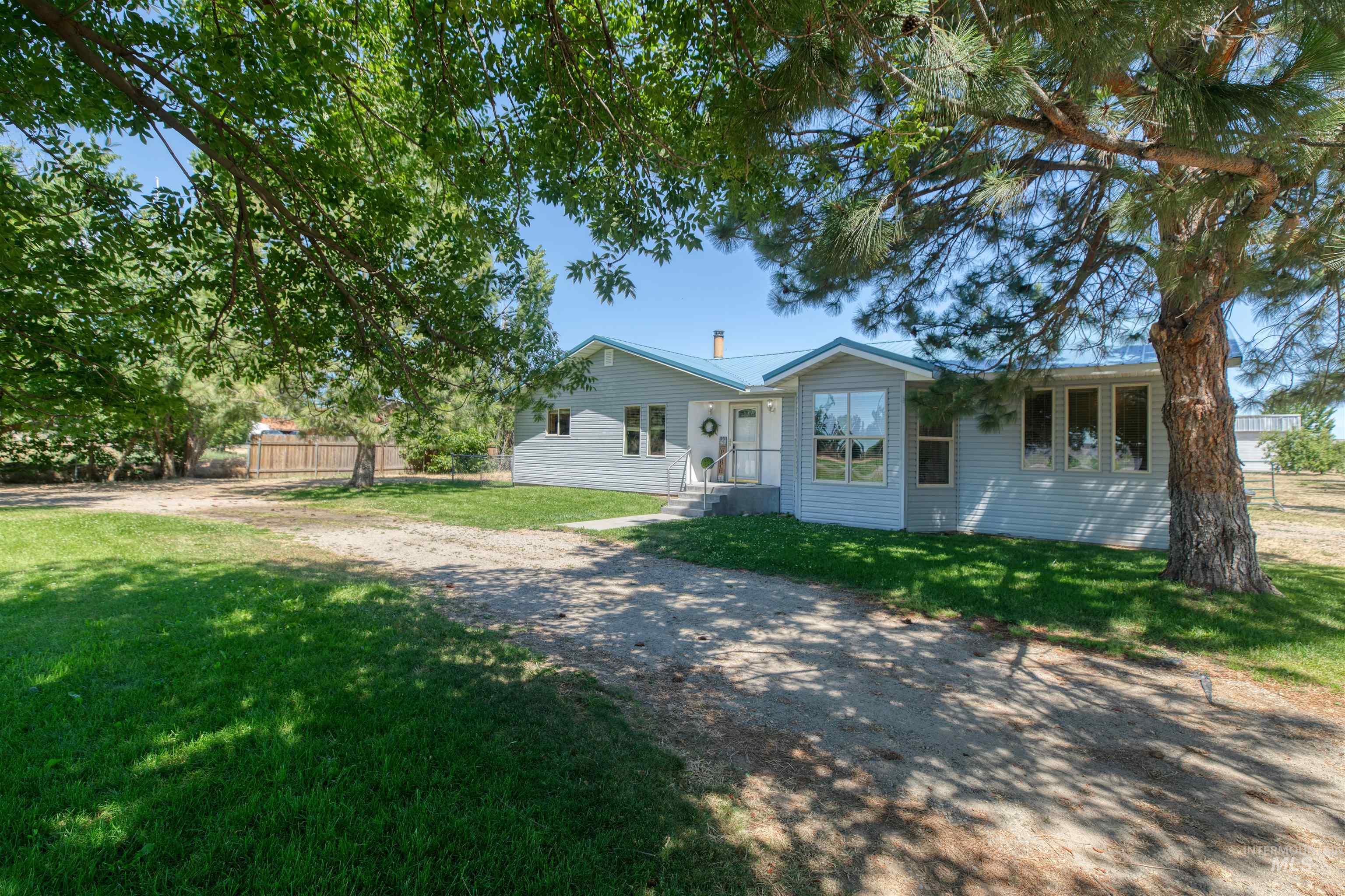 3592 W Idaho Blvd Property Photo 3