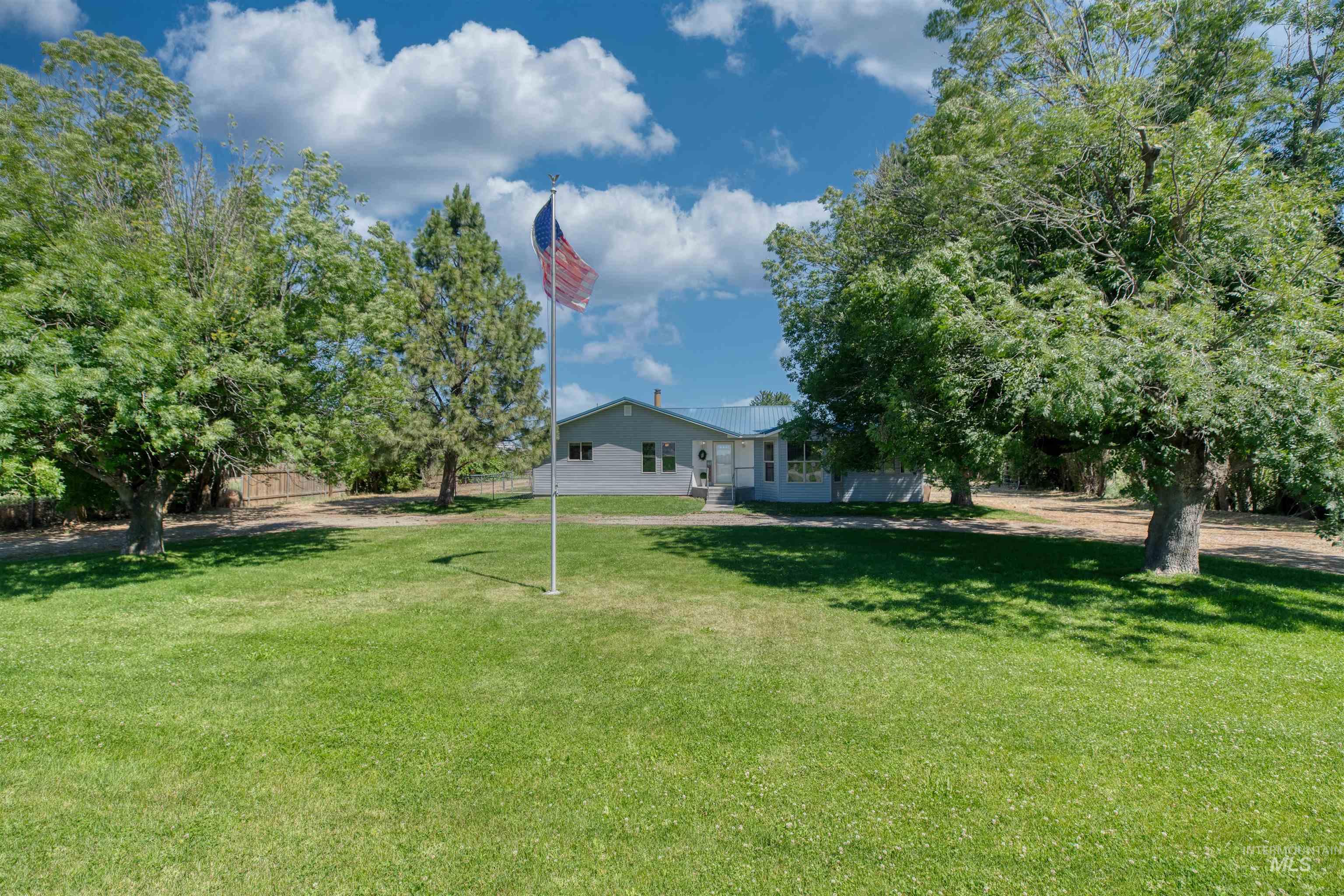 3592 W Idaho Blvd Property Photo 3