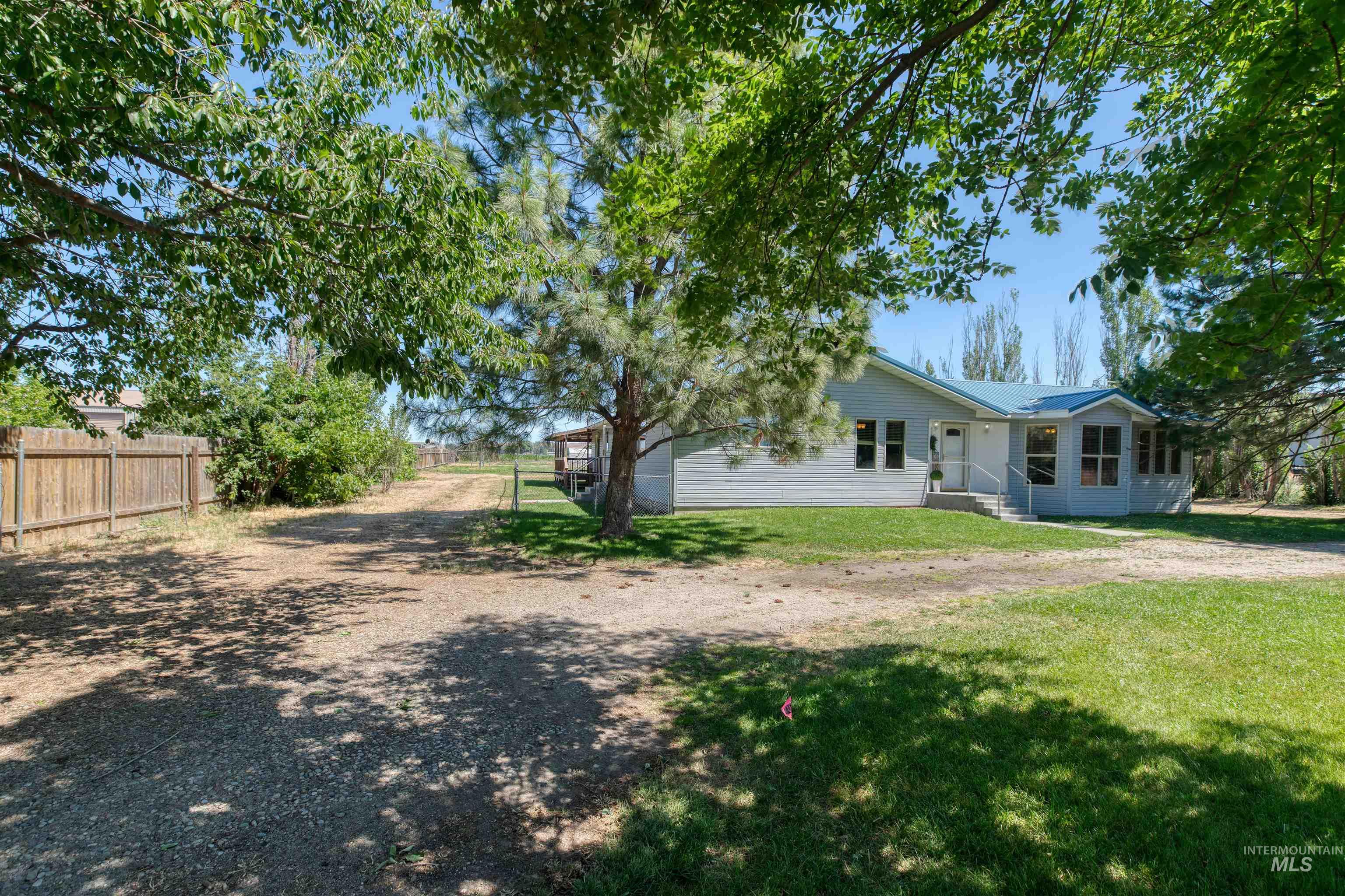 3592 W Idaho Blvd Property Photo 4