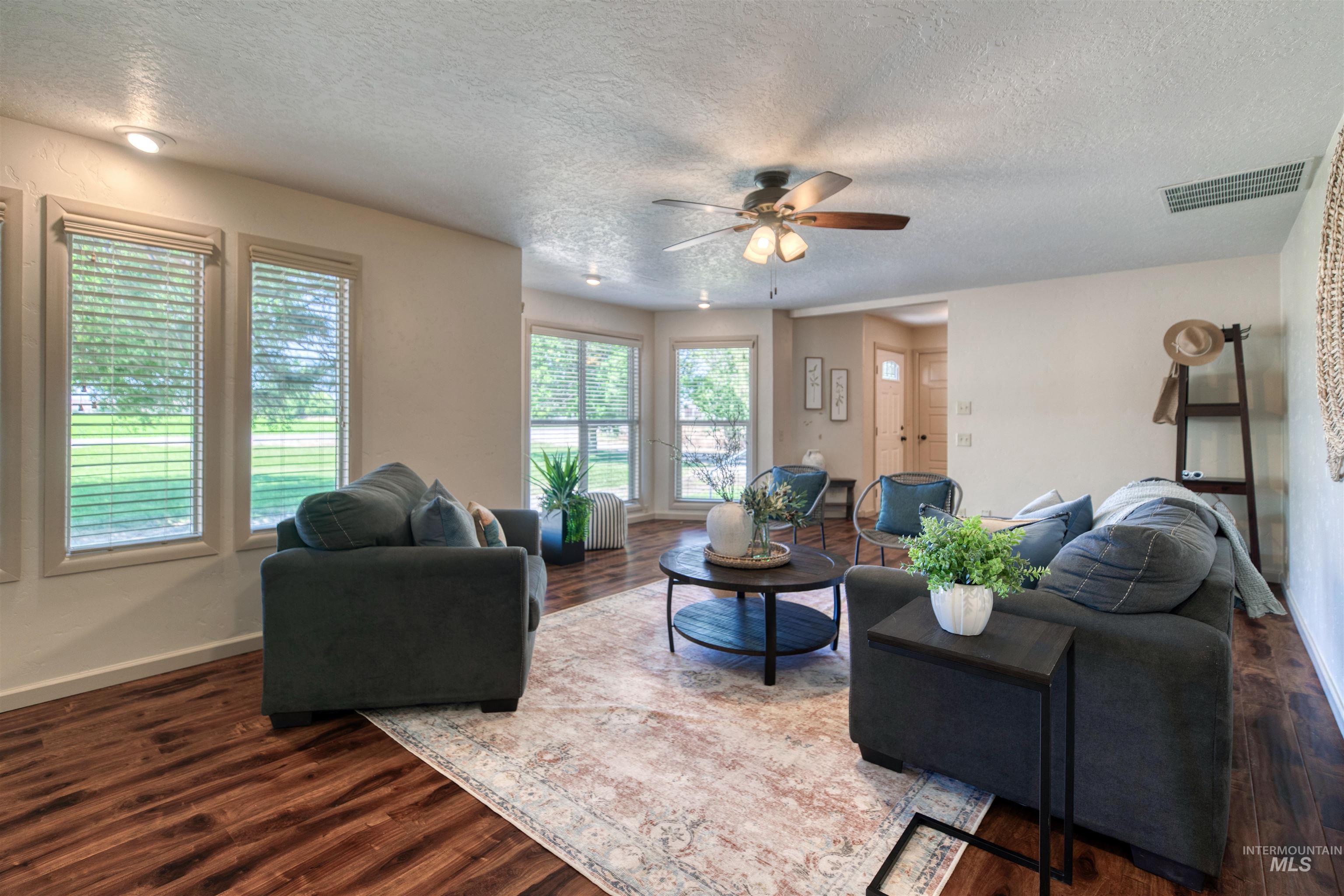 3592 W Idaho Blvd Property Photo 8