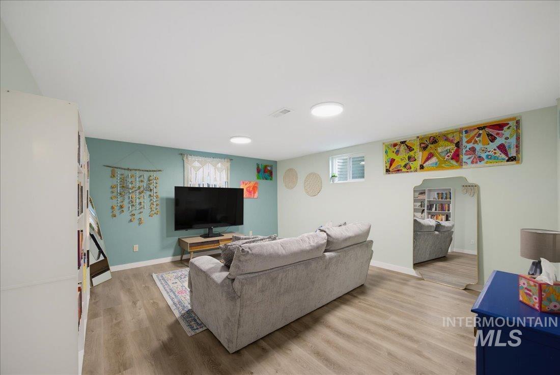 5300 N Warrington Dr. Property Photo 20