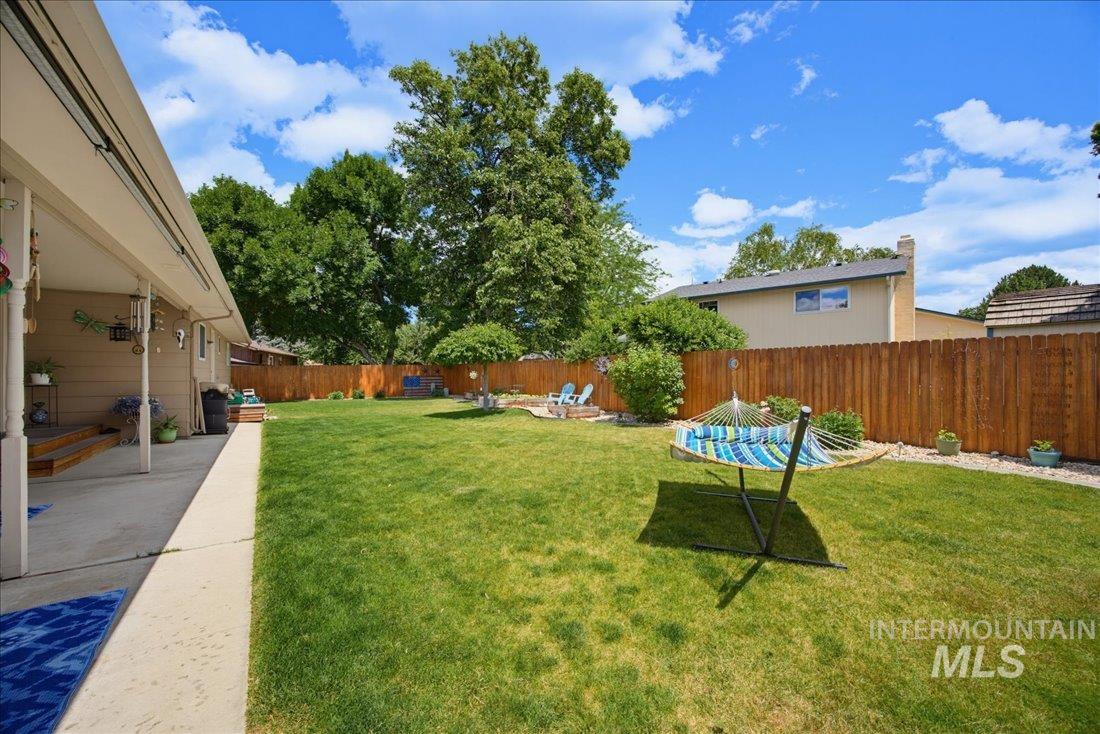 5300 N Warrington Dr. Property Photo 28