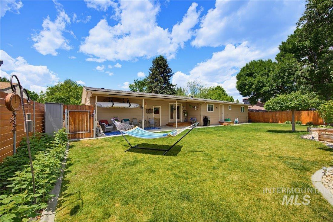 5300 N Warrington Dr. Property Photo 29