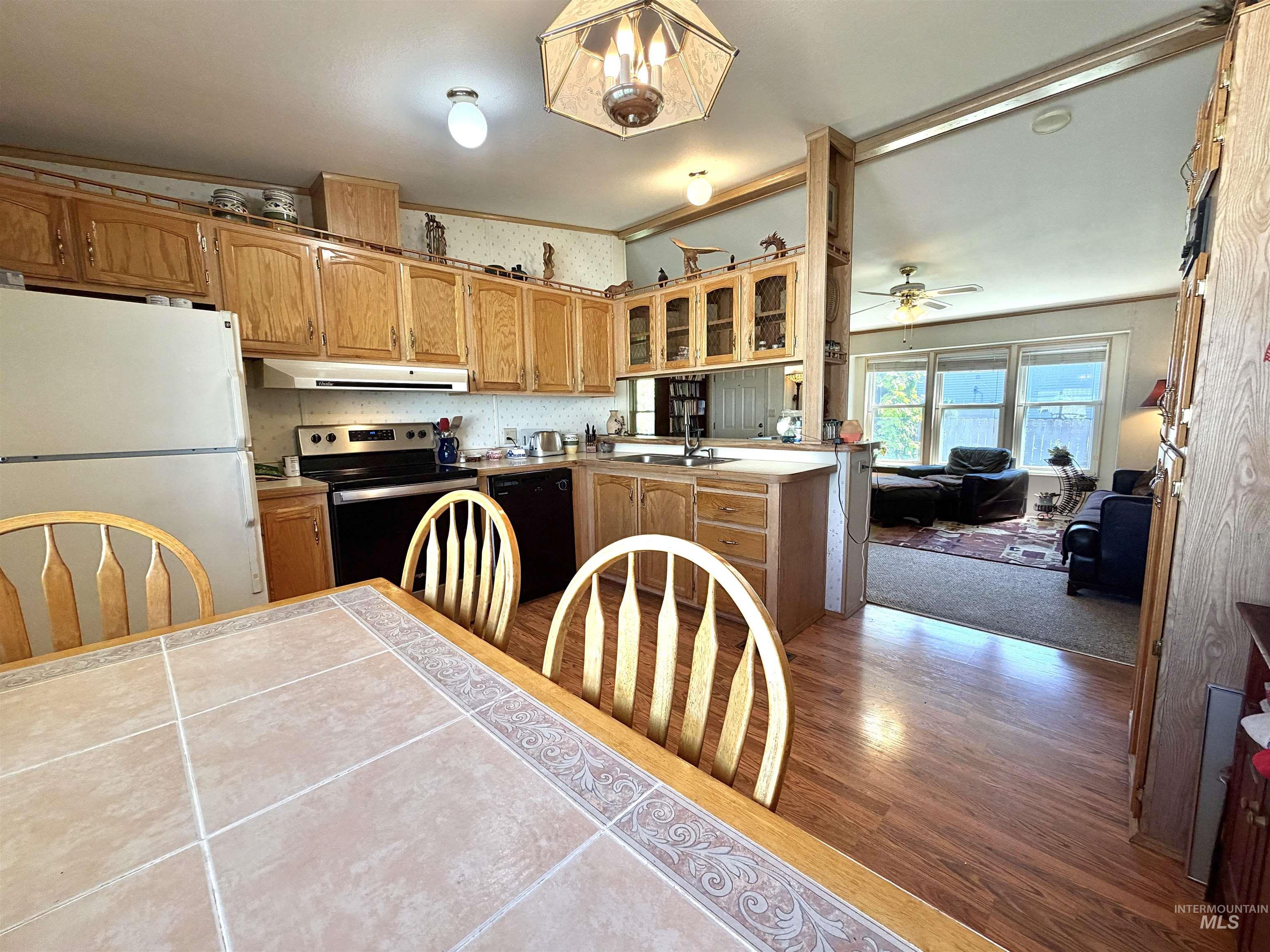 1751 N Polk Property Photo 10