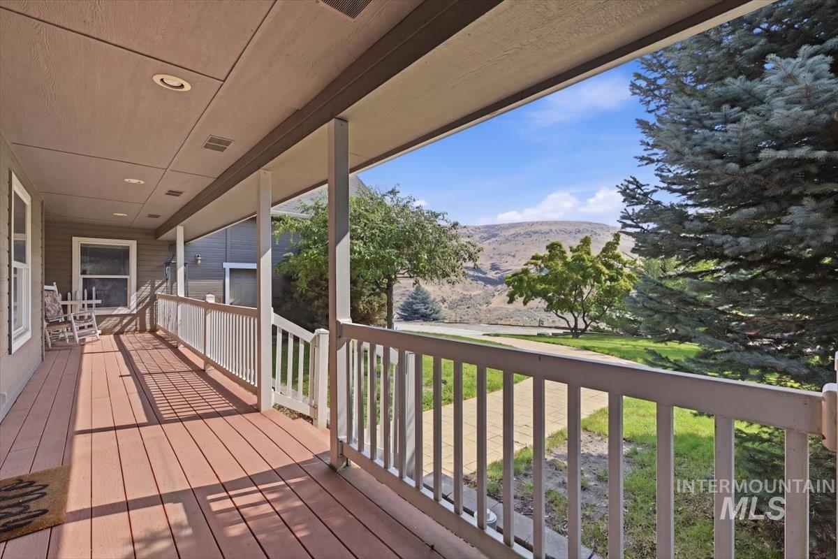 2143 Corral Rd Property Photo 5