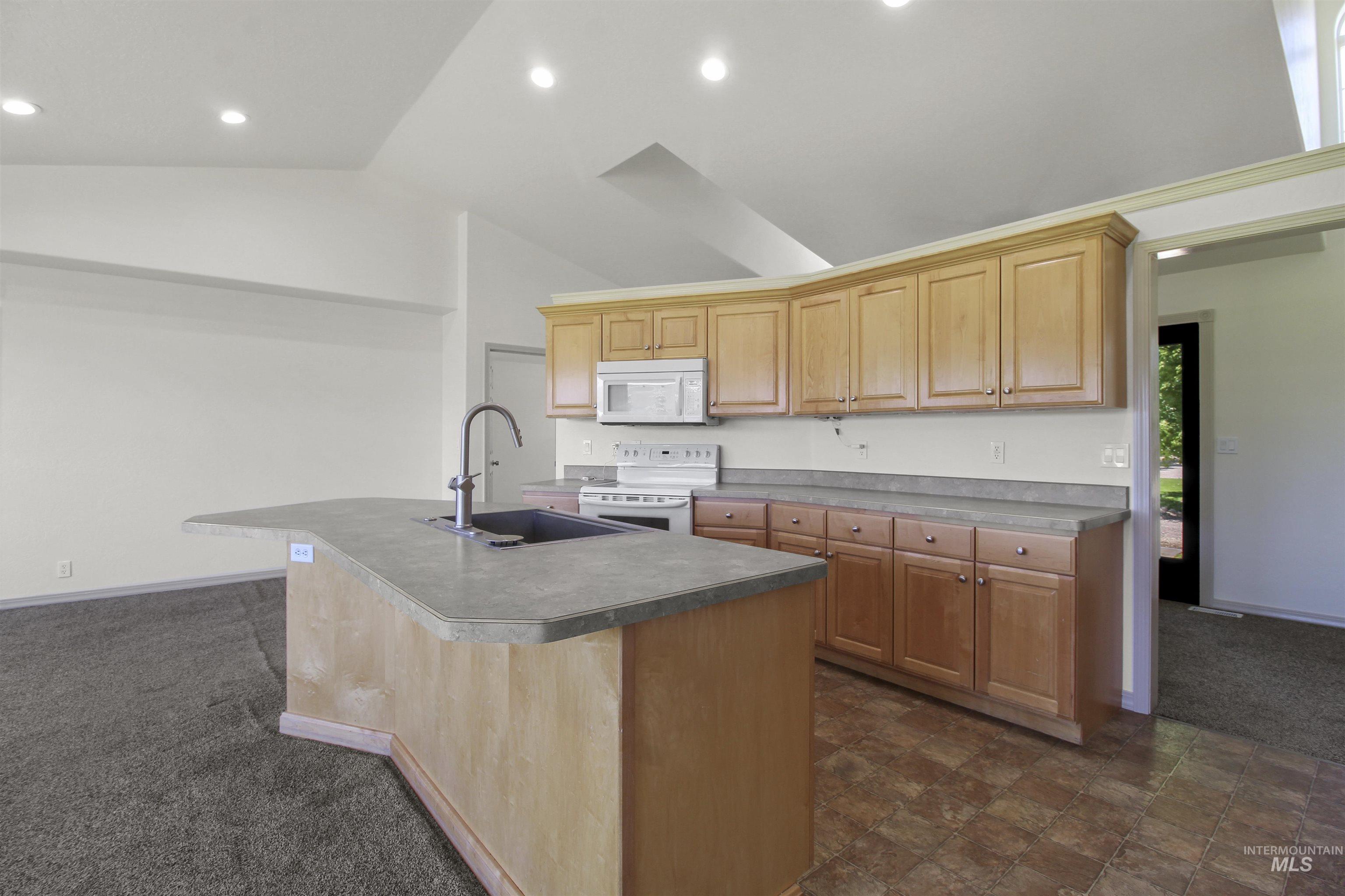 540 S 450 W Property Photo 11