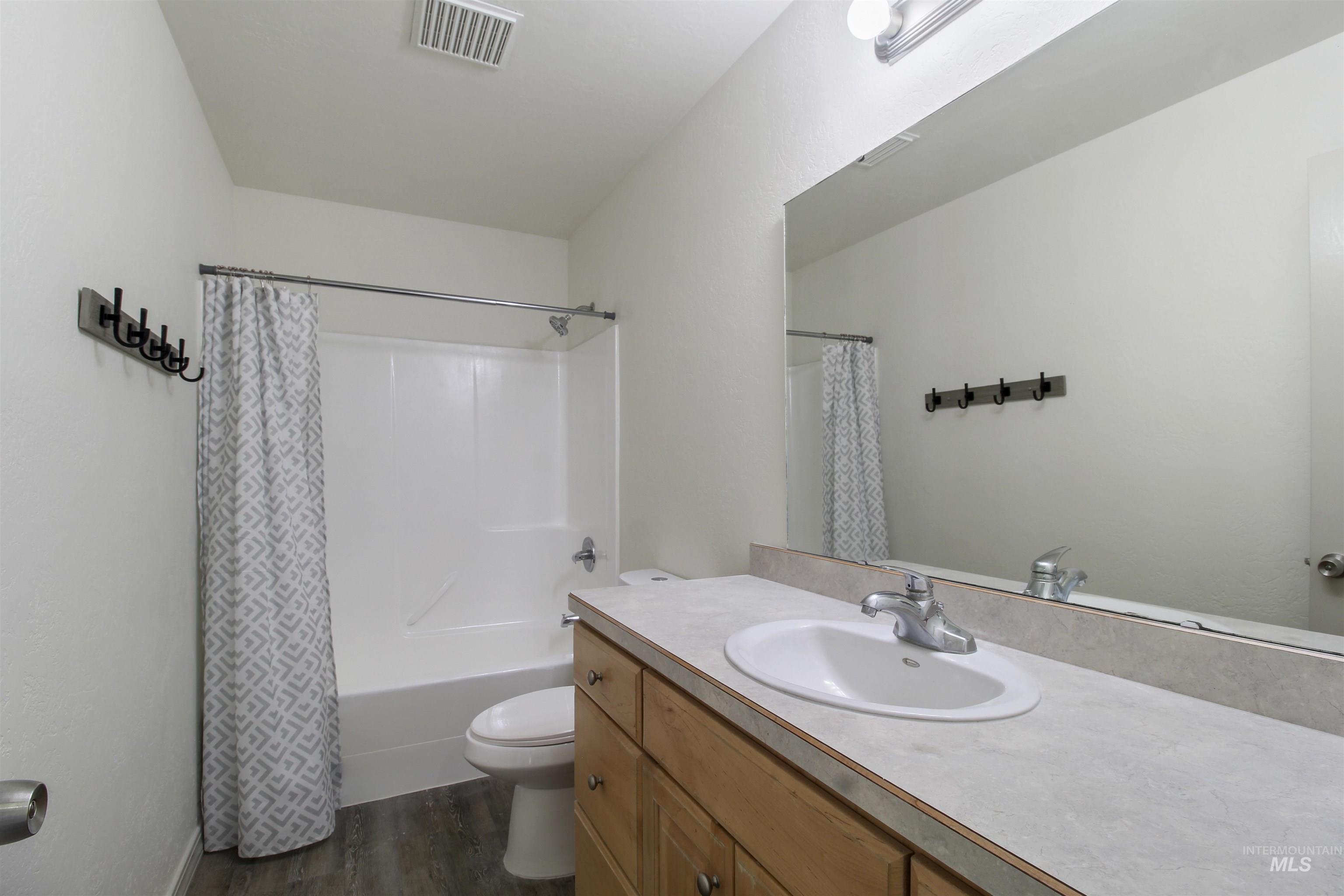 540 S 450 W Property Photo 19