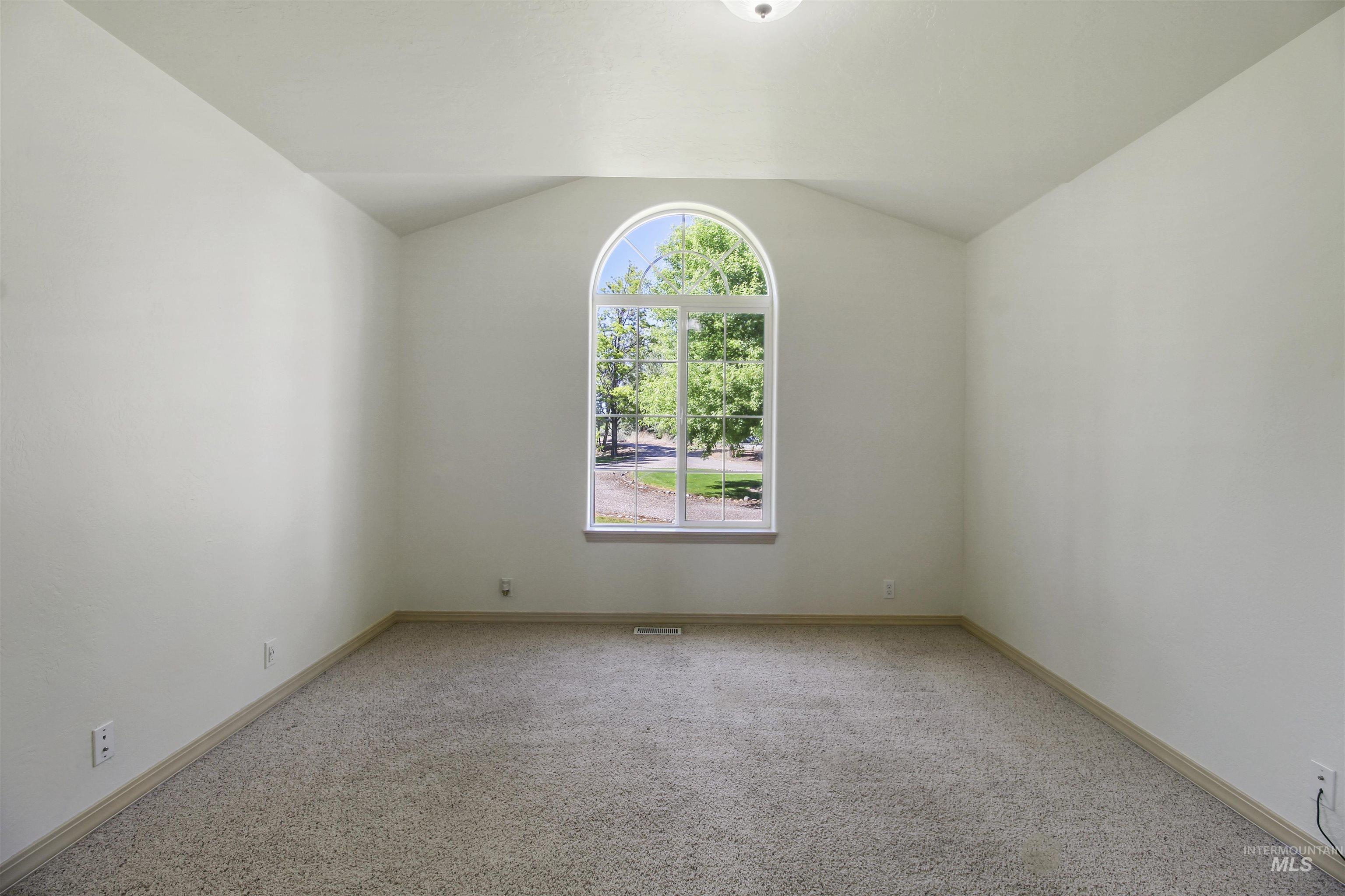 540 S 450 W Property Photo 21