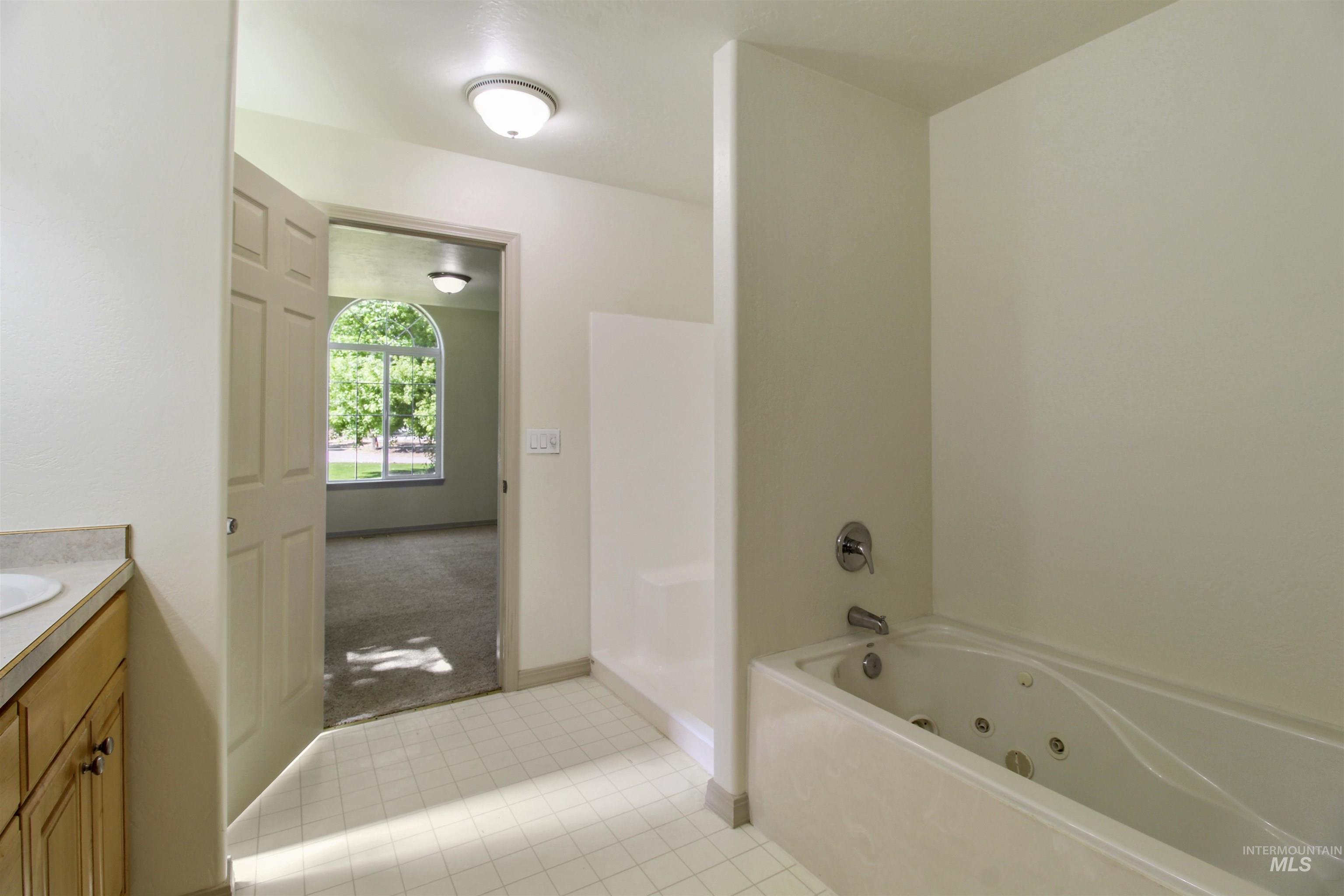 540 S 450 W Property Photo 23