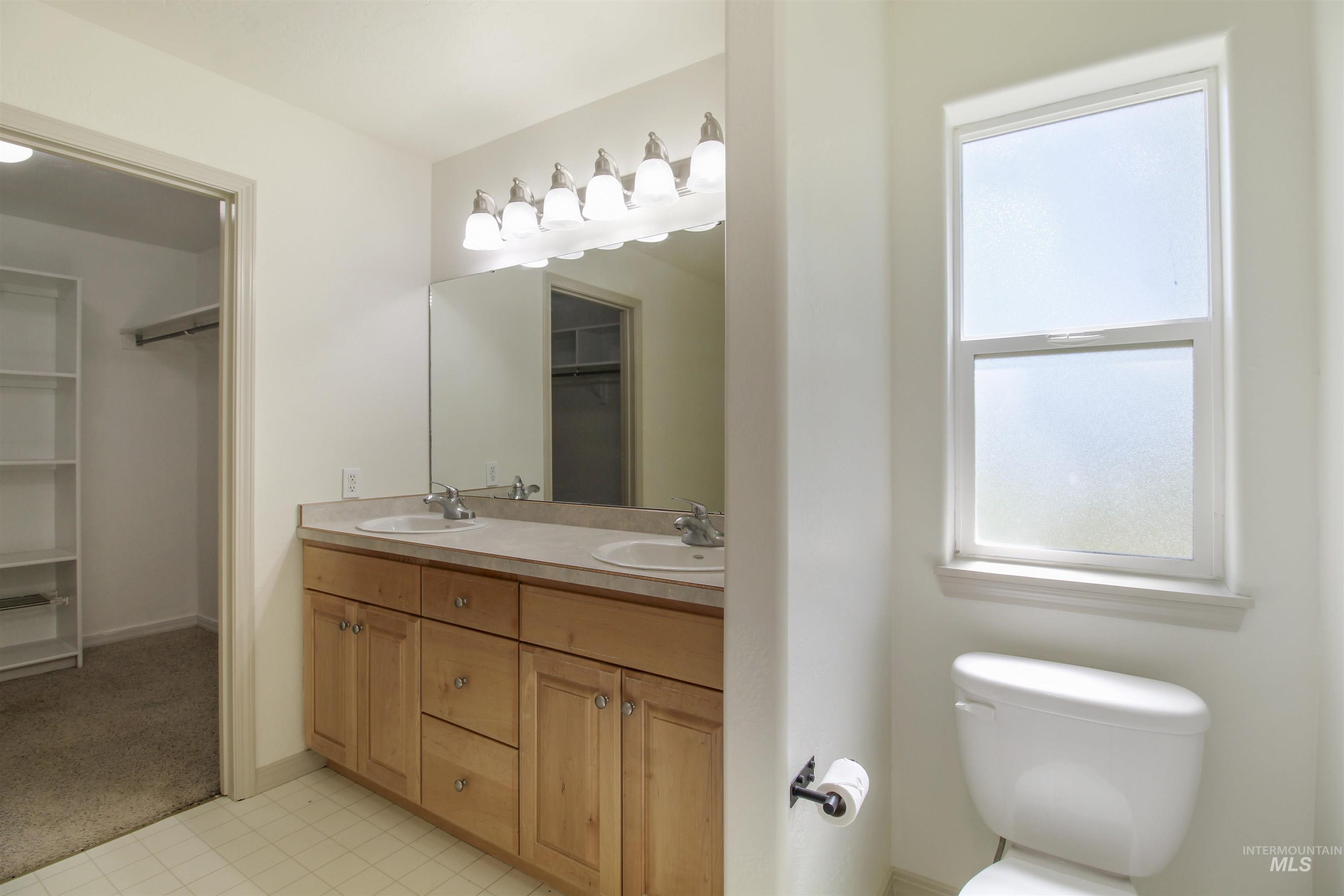 540 S 450 W Property Photo 24