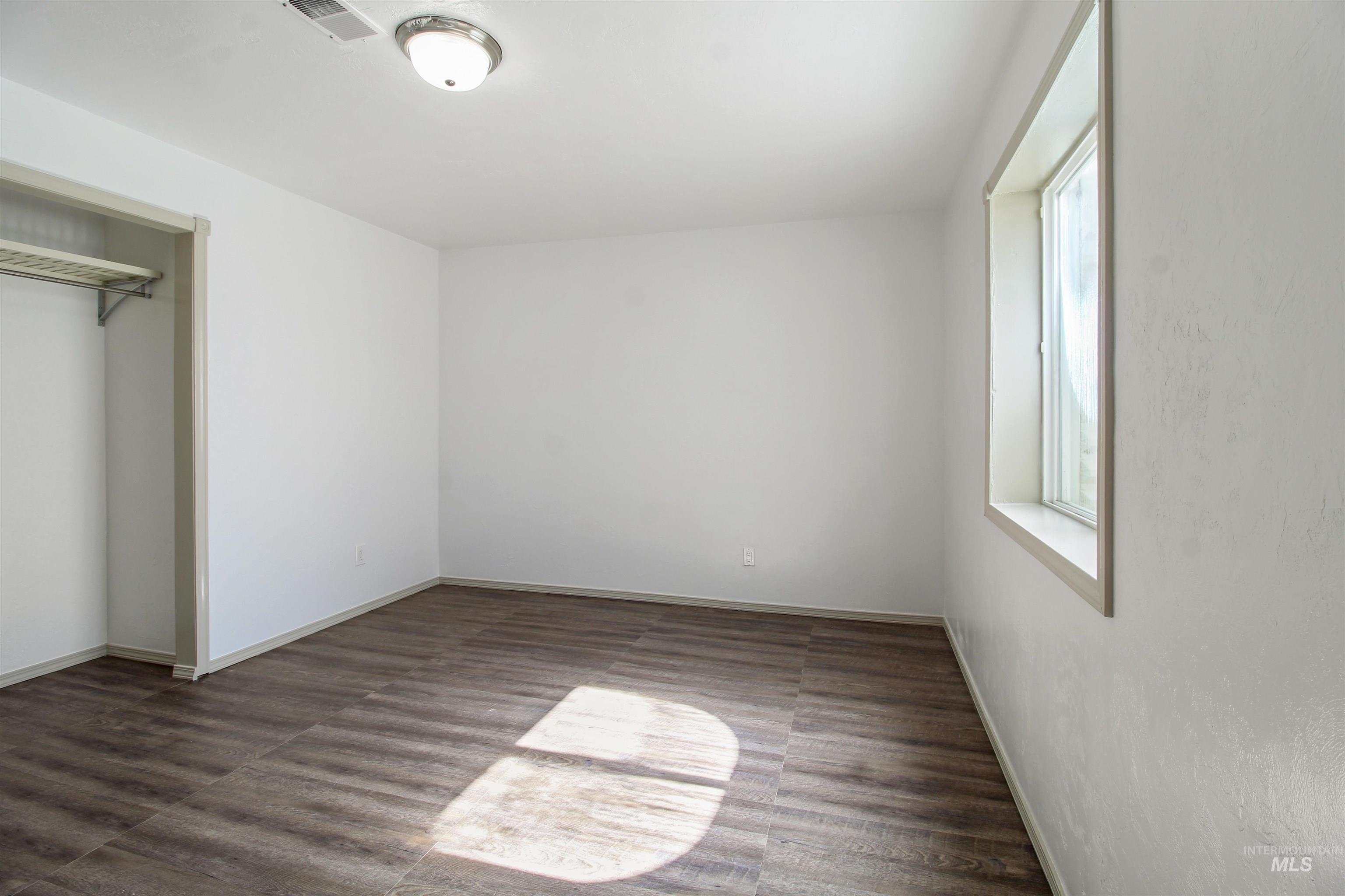 540 S 450 W Property Photo 27