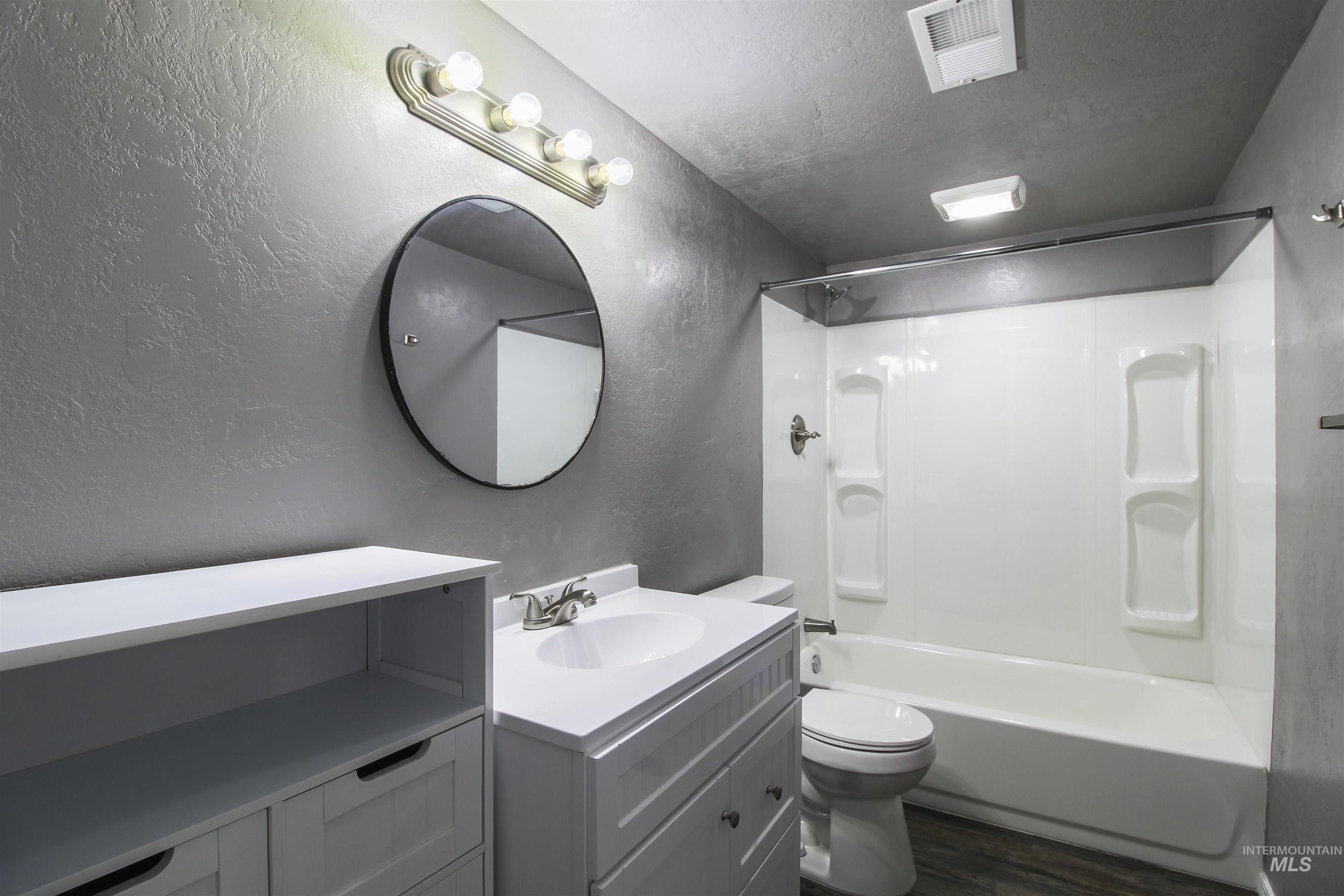 540 S 450 W Property Photo 30