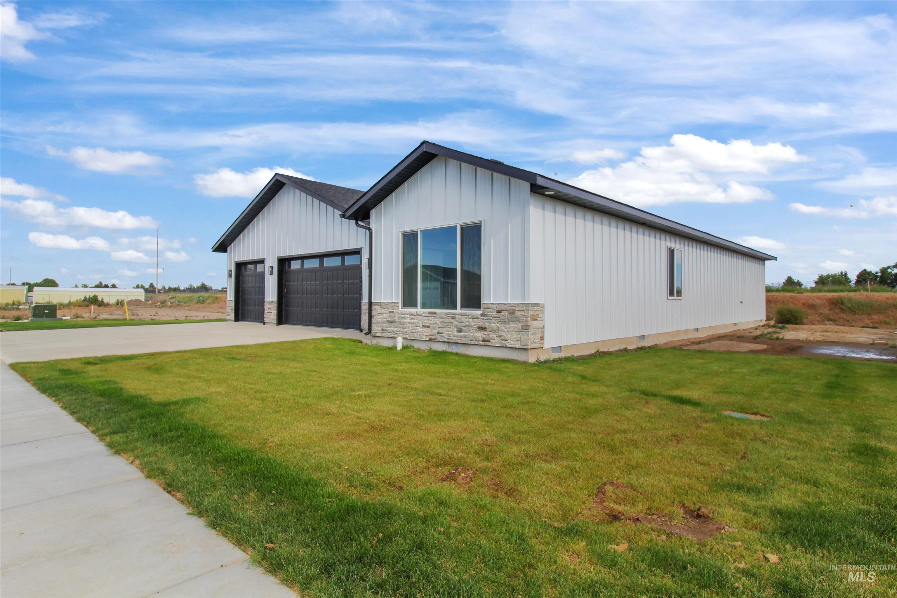 1415 Cardon Ct. Property Photo 2