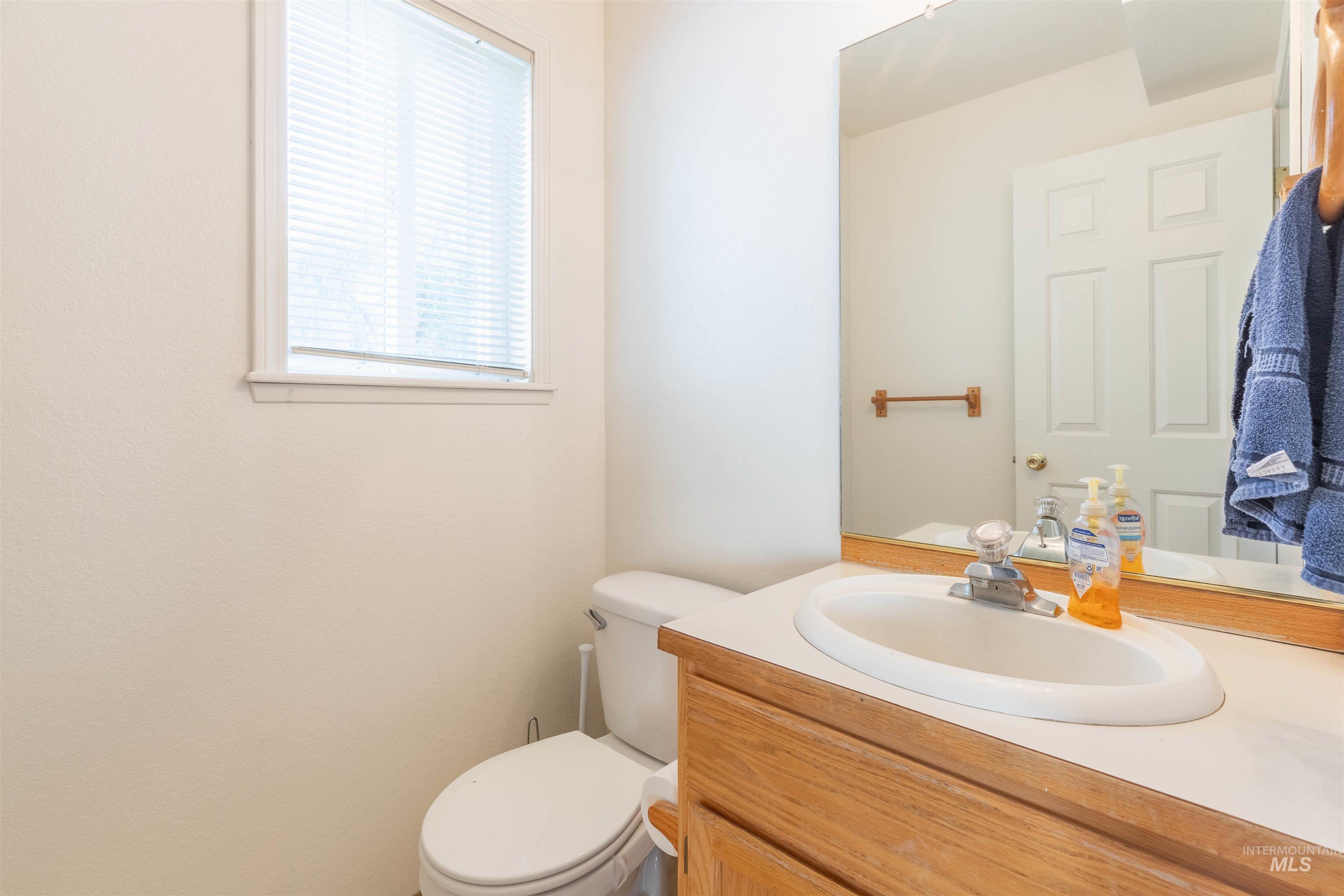 562 Deer Meadow Ct Property Photo 12