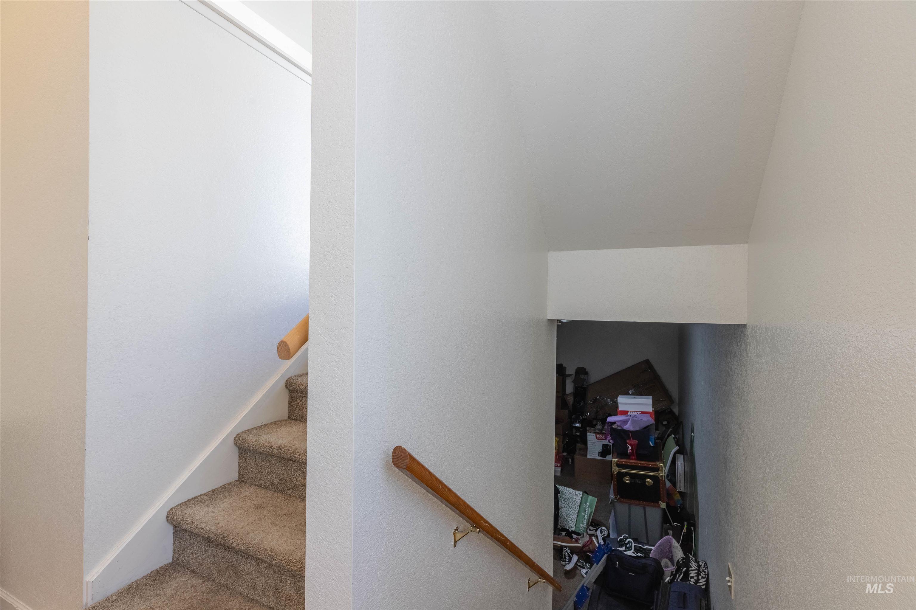 562 Deer Meadow Ct Property Photo 21