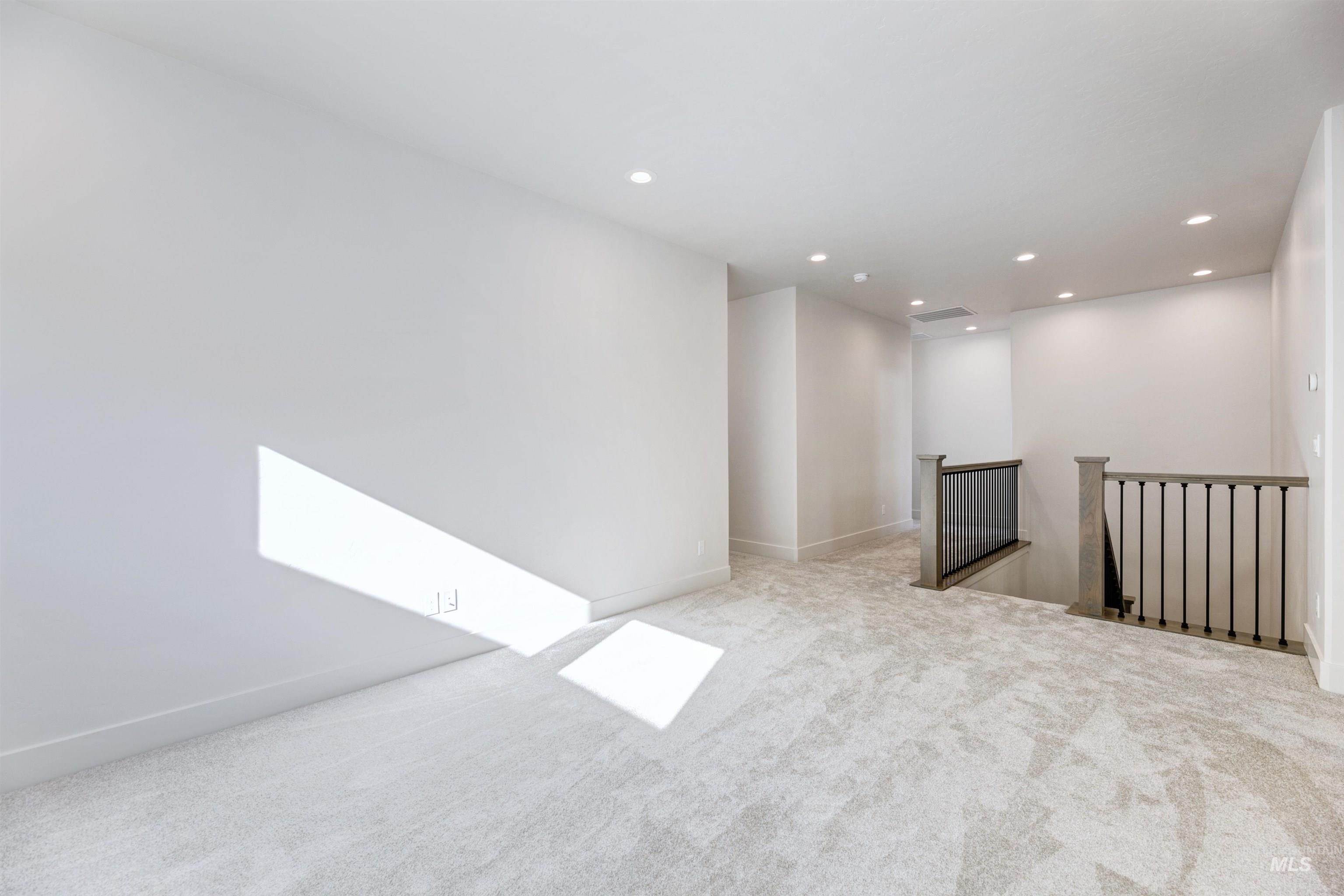 13926 N Ermine Ave Property Photo 15