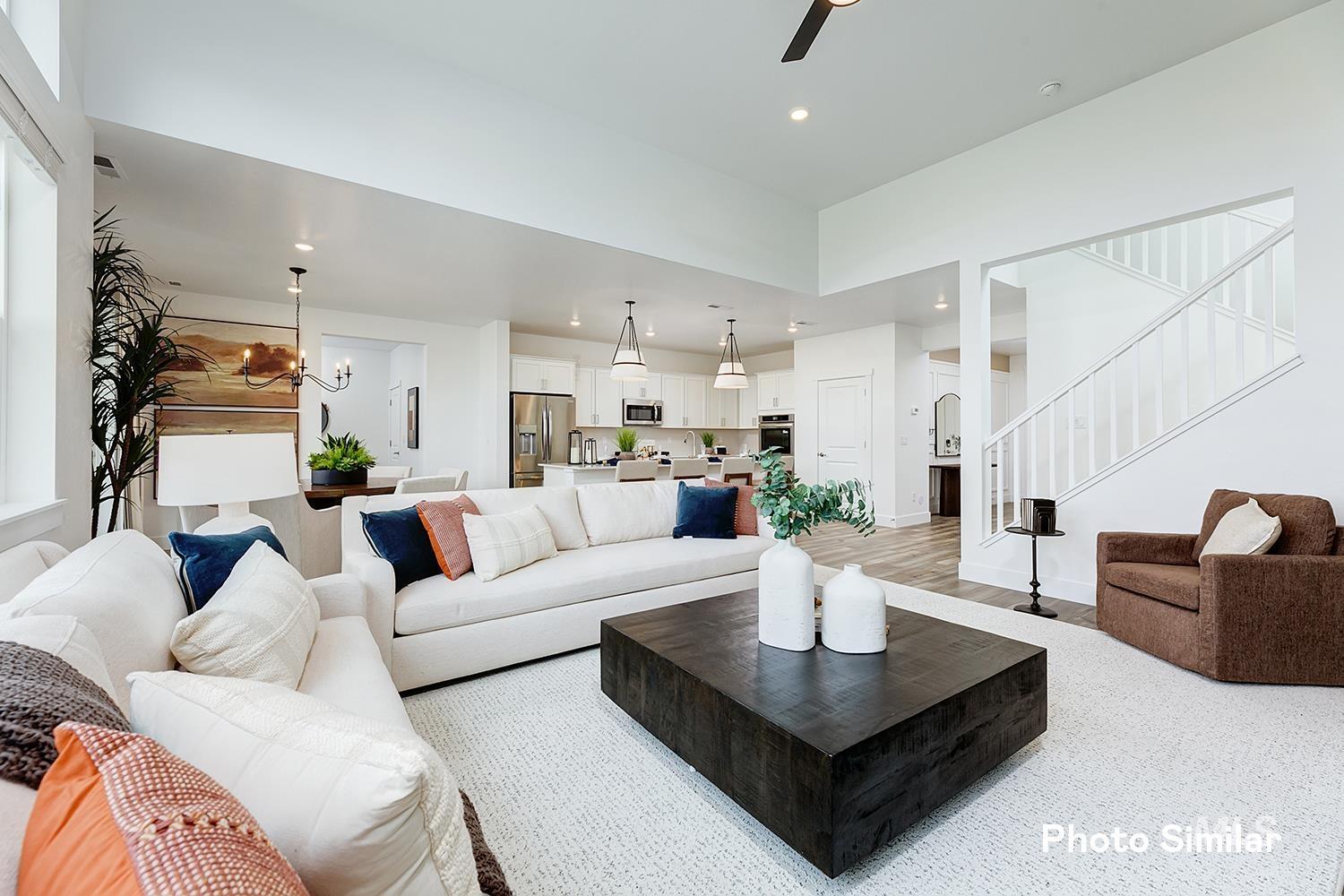 15046 Irisation Ave Property Photo 12