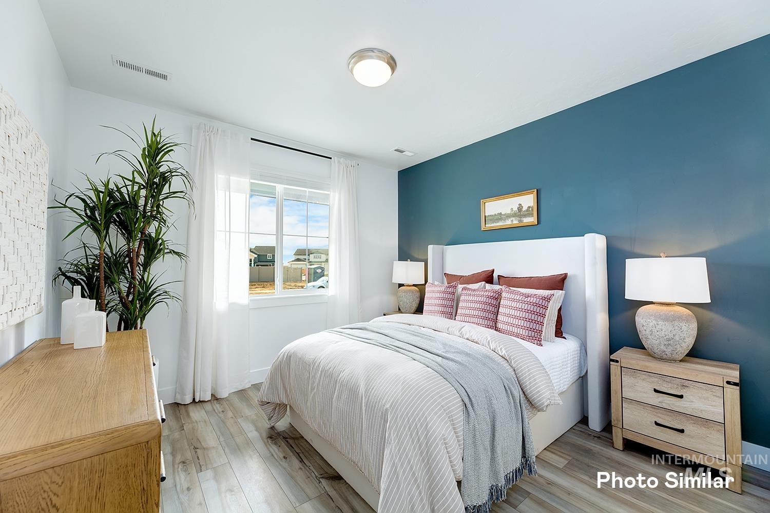 15046 Irisation Ave Property Photo 15