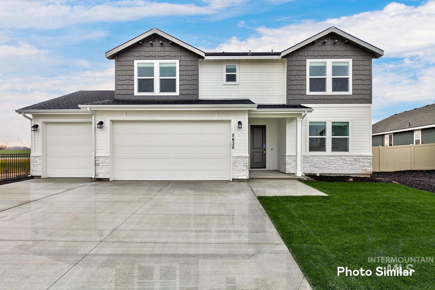 15058 Irisation Ave Property Photo 1