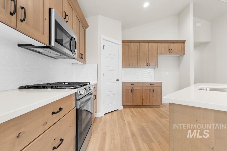 1385 Solstice St Property Photo 12