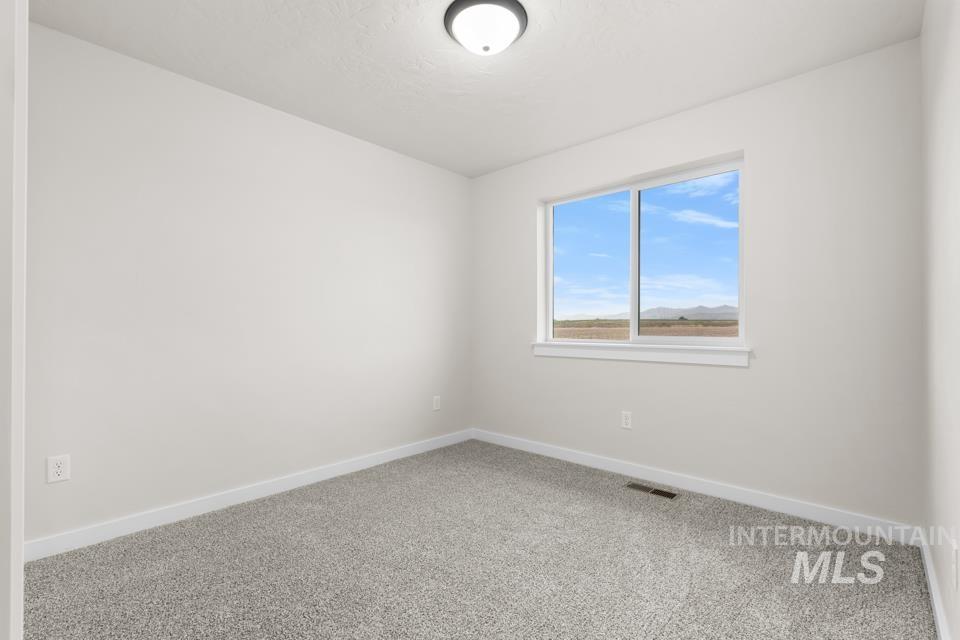 1385 Solstice St Property Photo 20