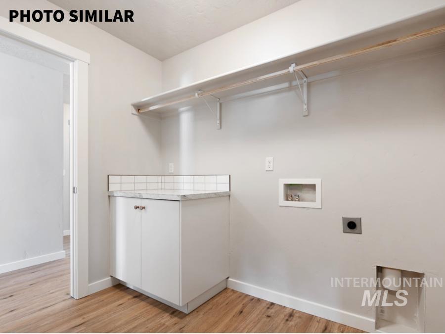 1385 Solstice St Property Photo 33