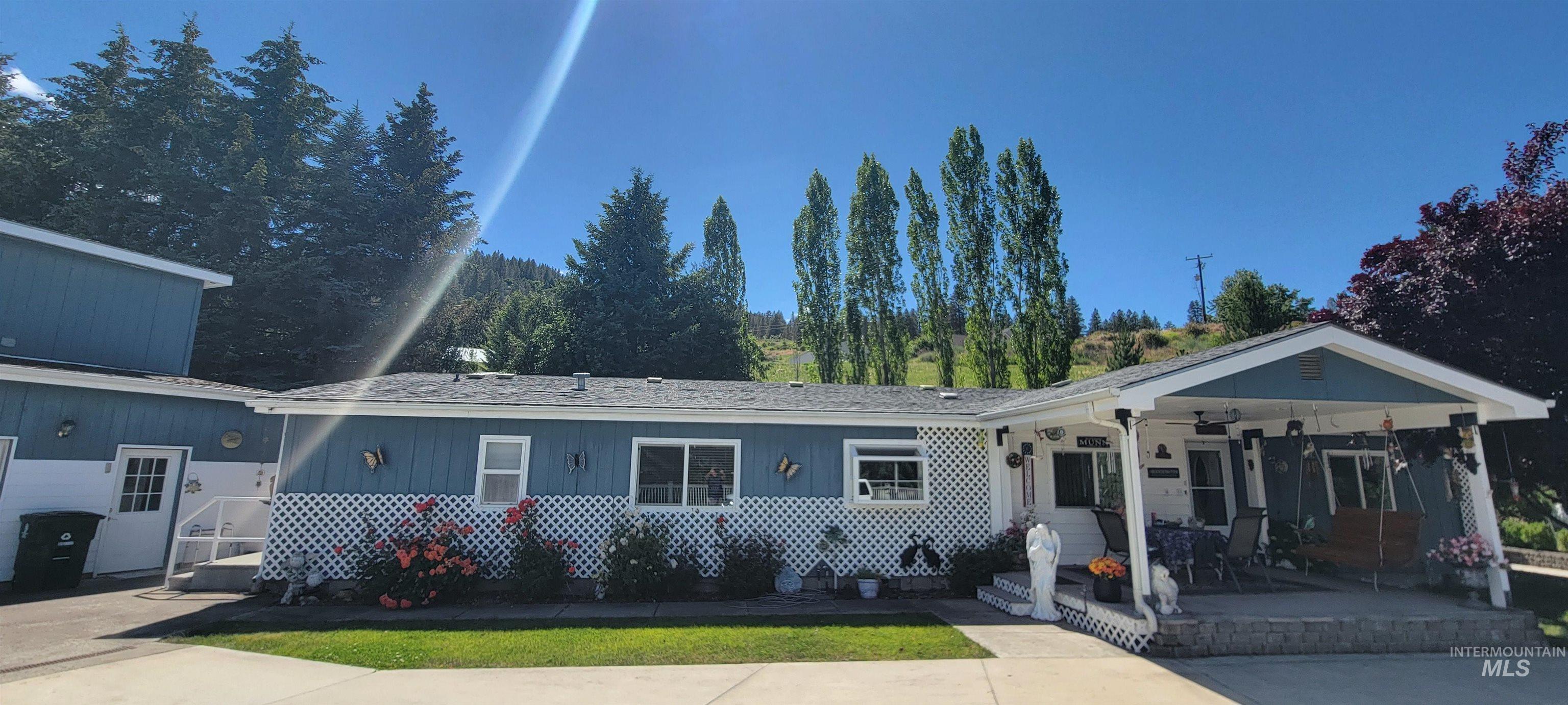 502 4th Property Photo 1