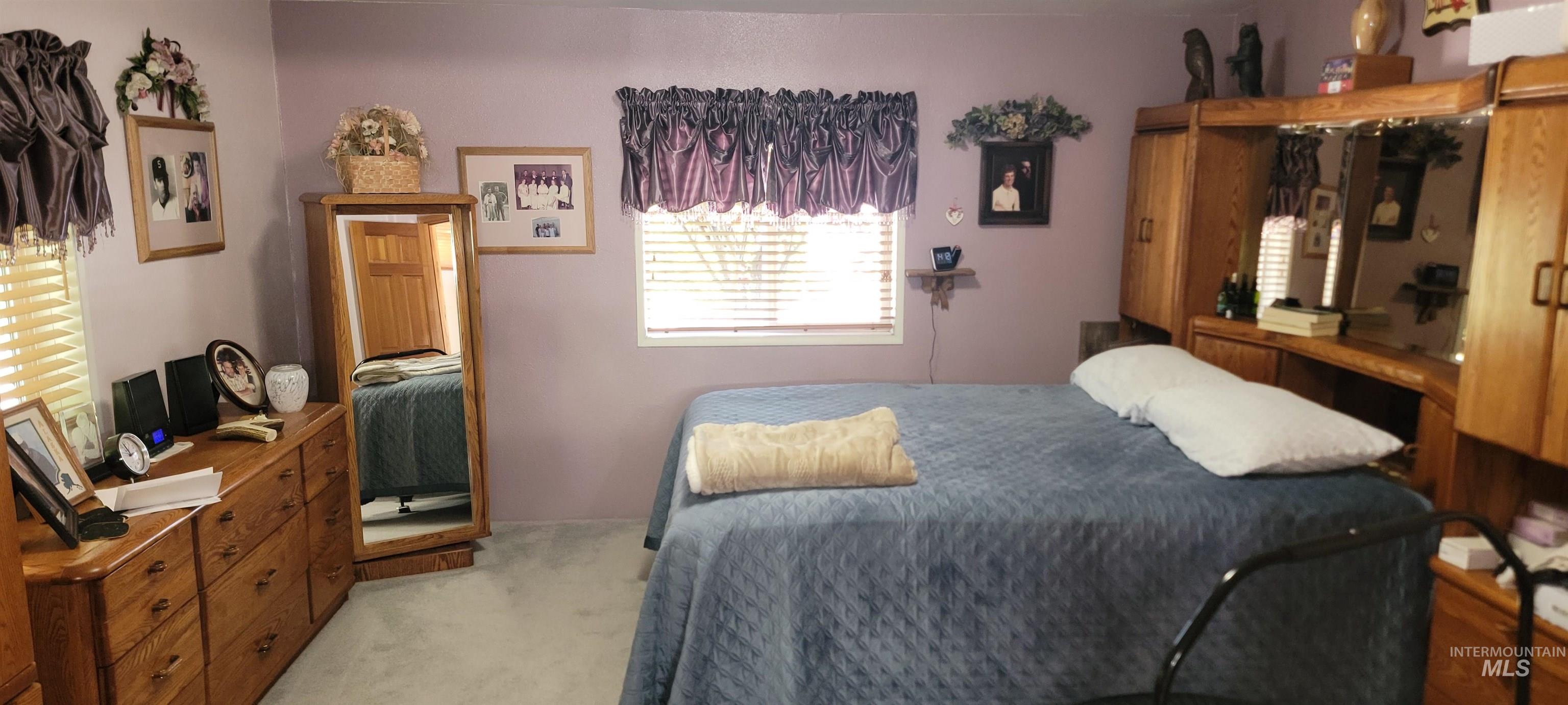 502 4th Property Photo 9