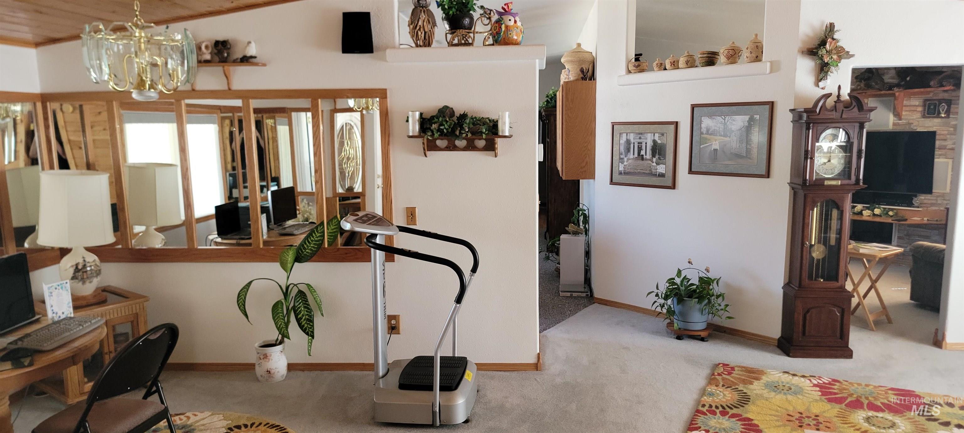 502 4th Property Photo 14