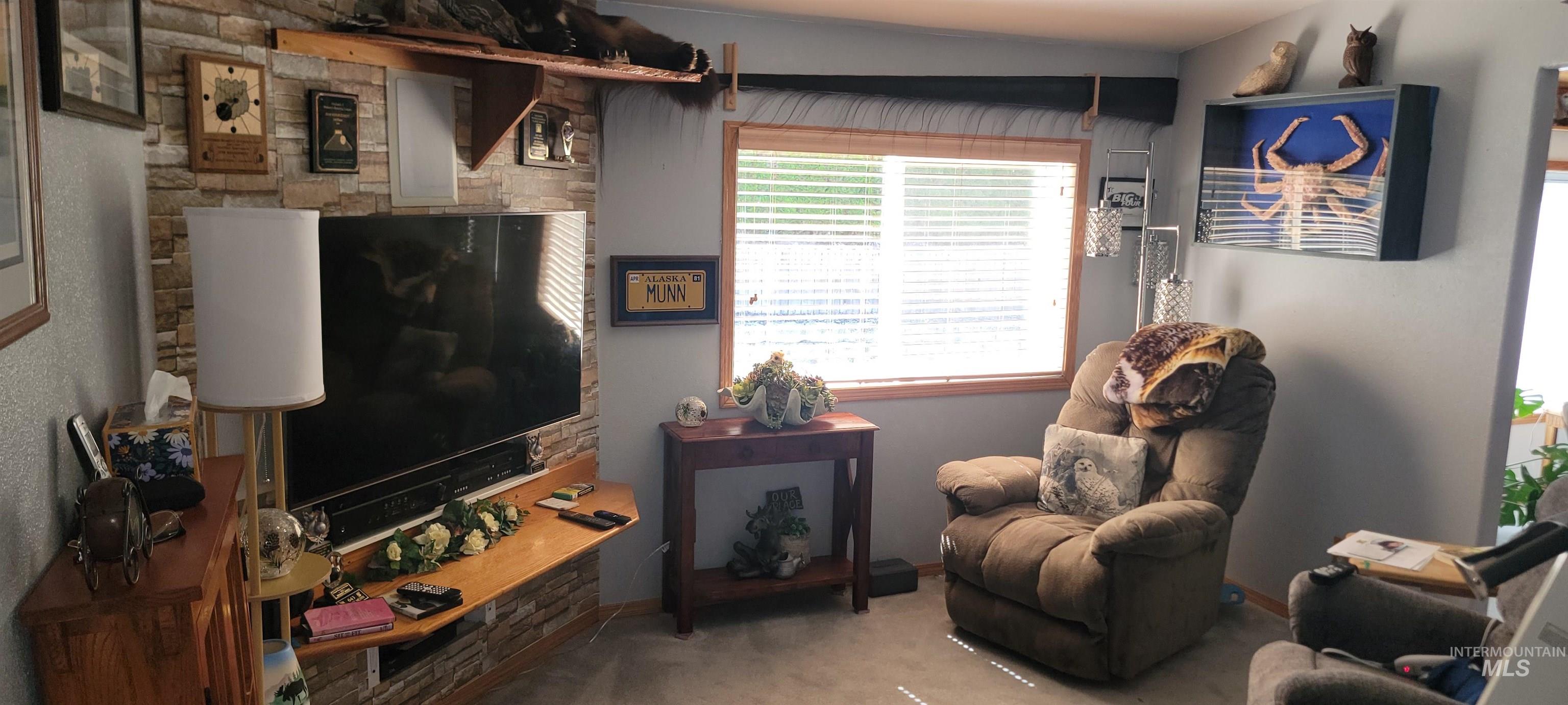 502 4th Property Photo 15