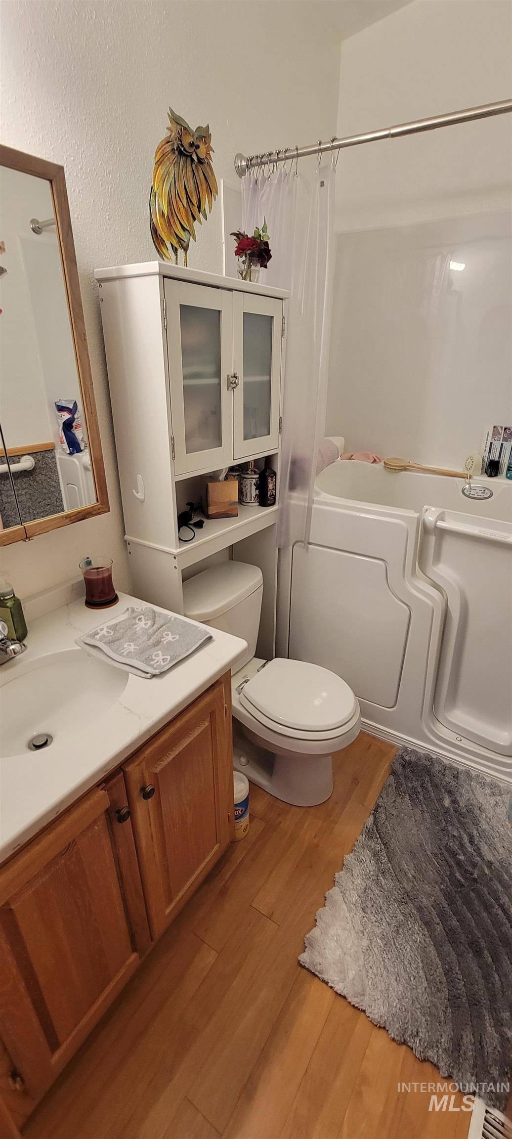 502 4th Property Photo 18