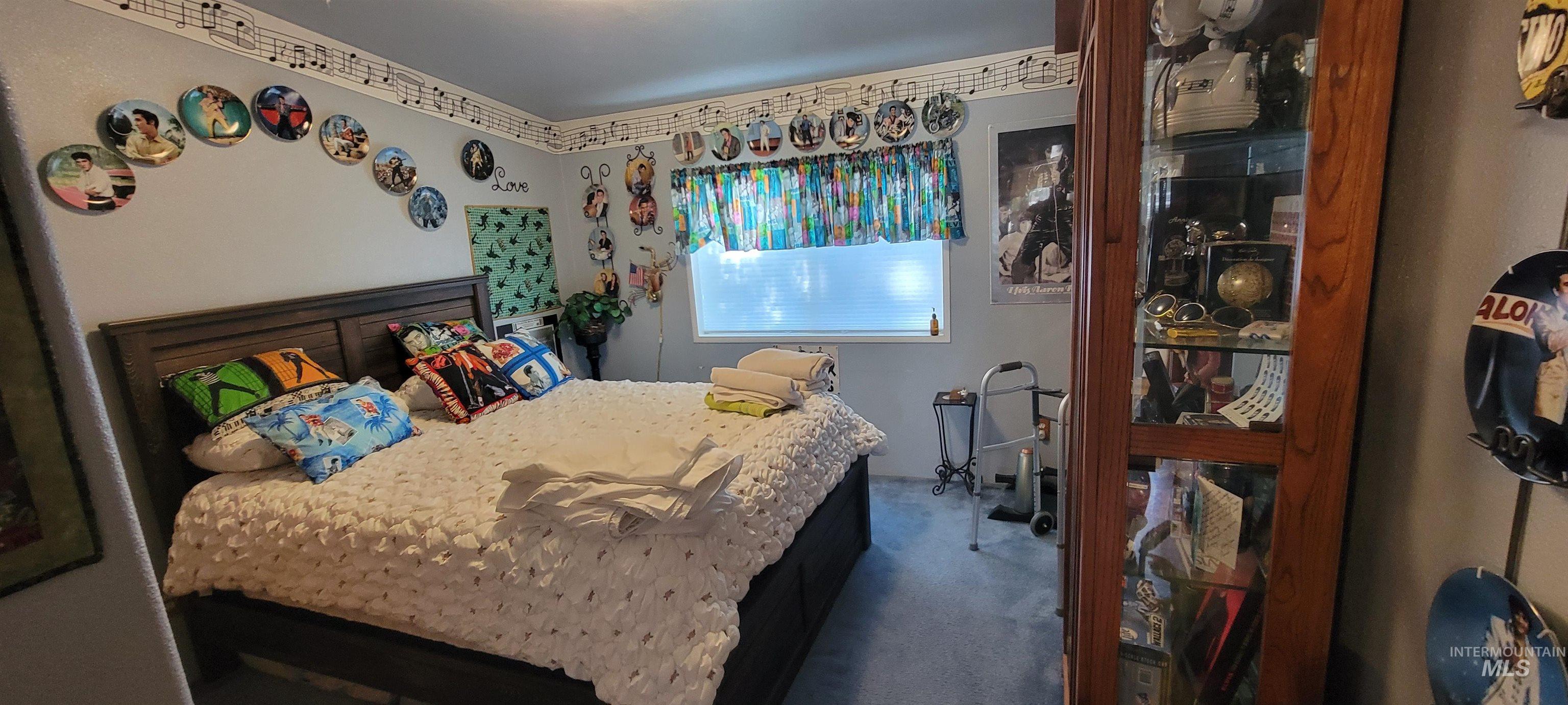 502 4th Property Photo 23