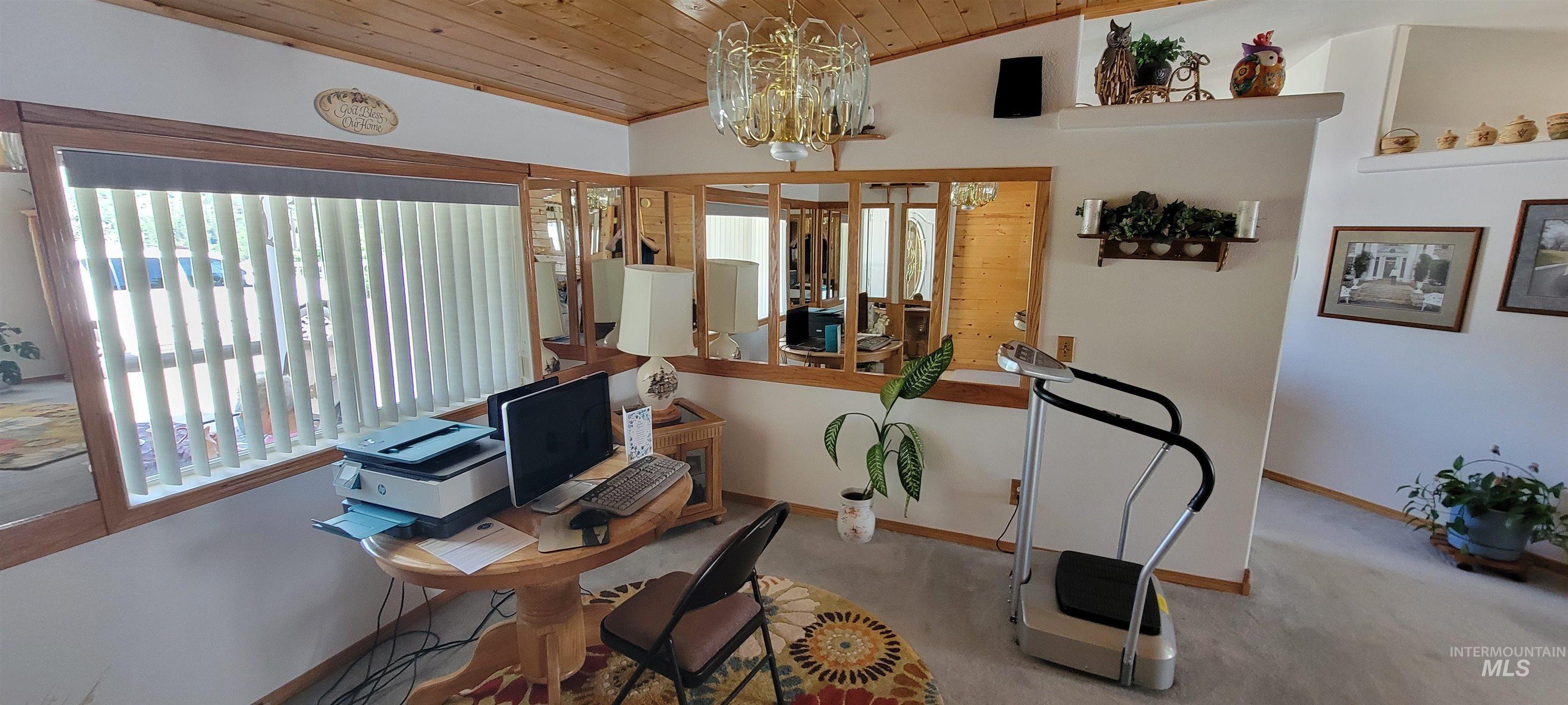 502 4th Property Photo 25