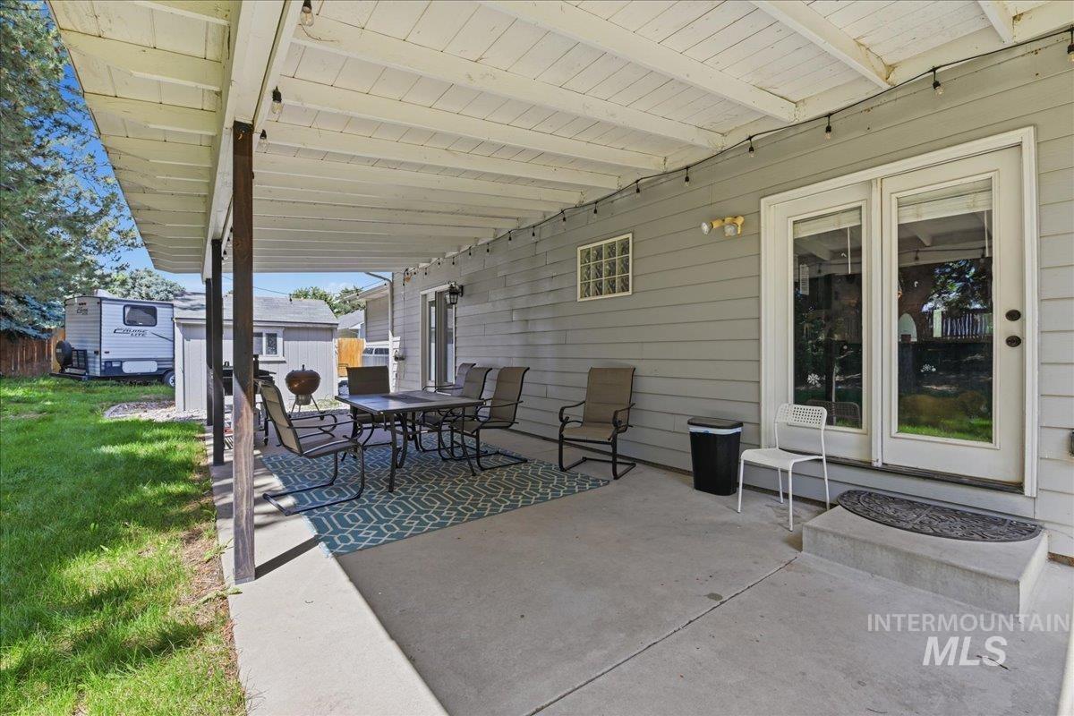 23157 Forest Hills Loop Property Photo 28