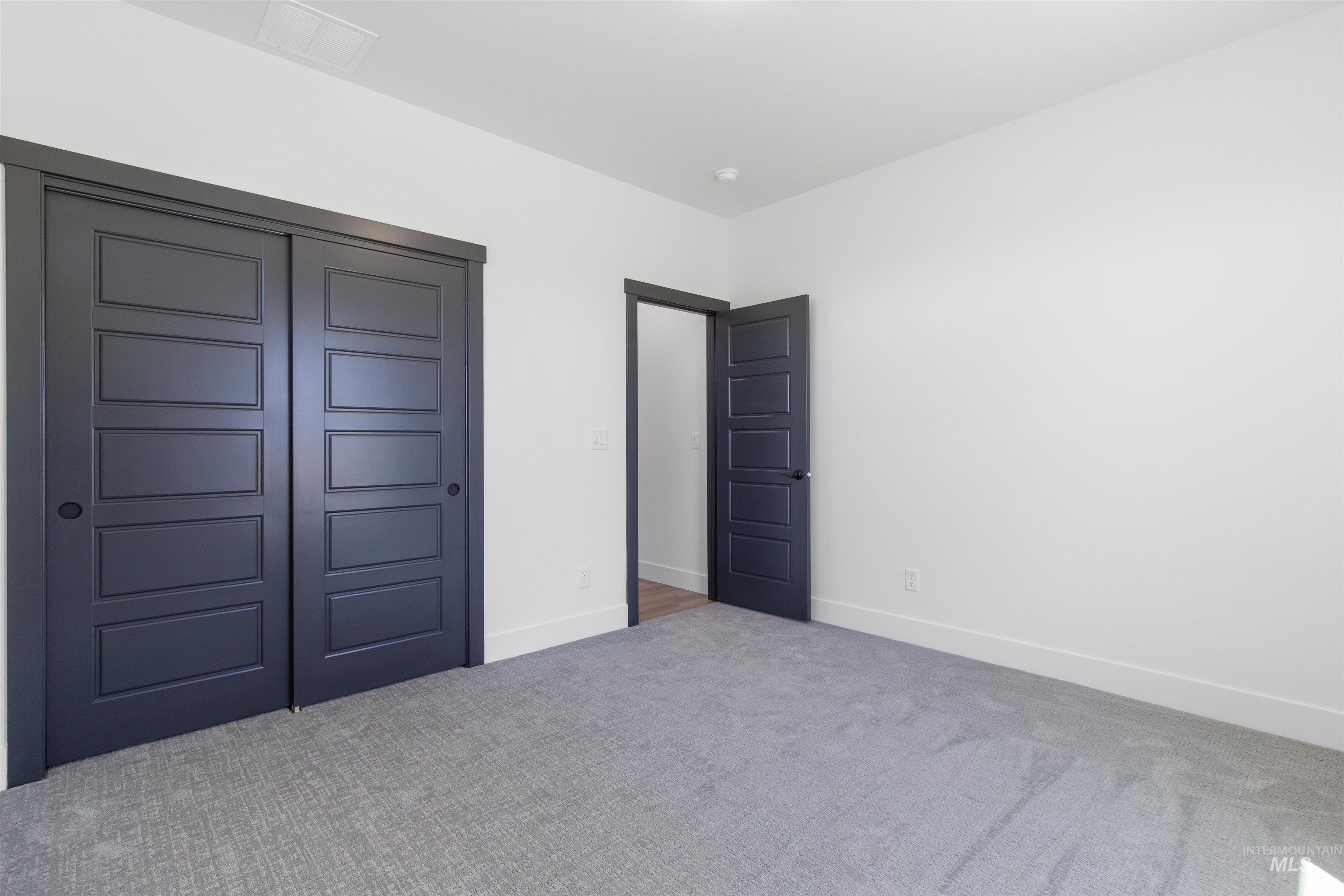 207 W First St. Property Photo 19