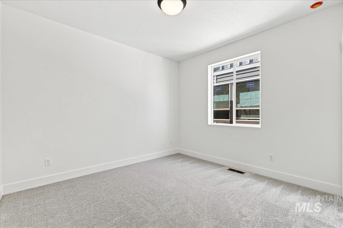 6403 N Barholm Ln Property Photo 27