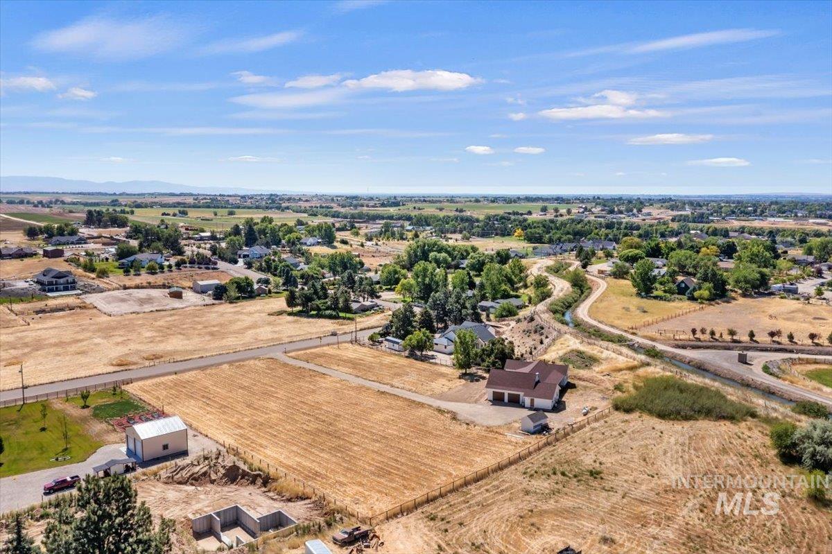 26283 Eric Ln Property Photo 43