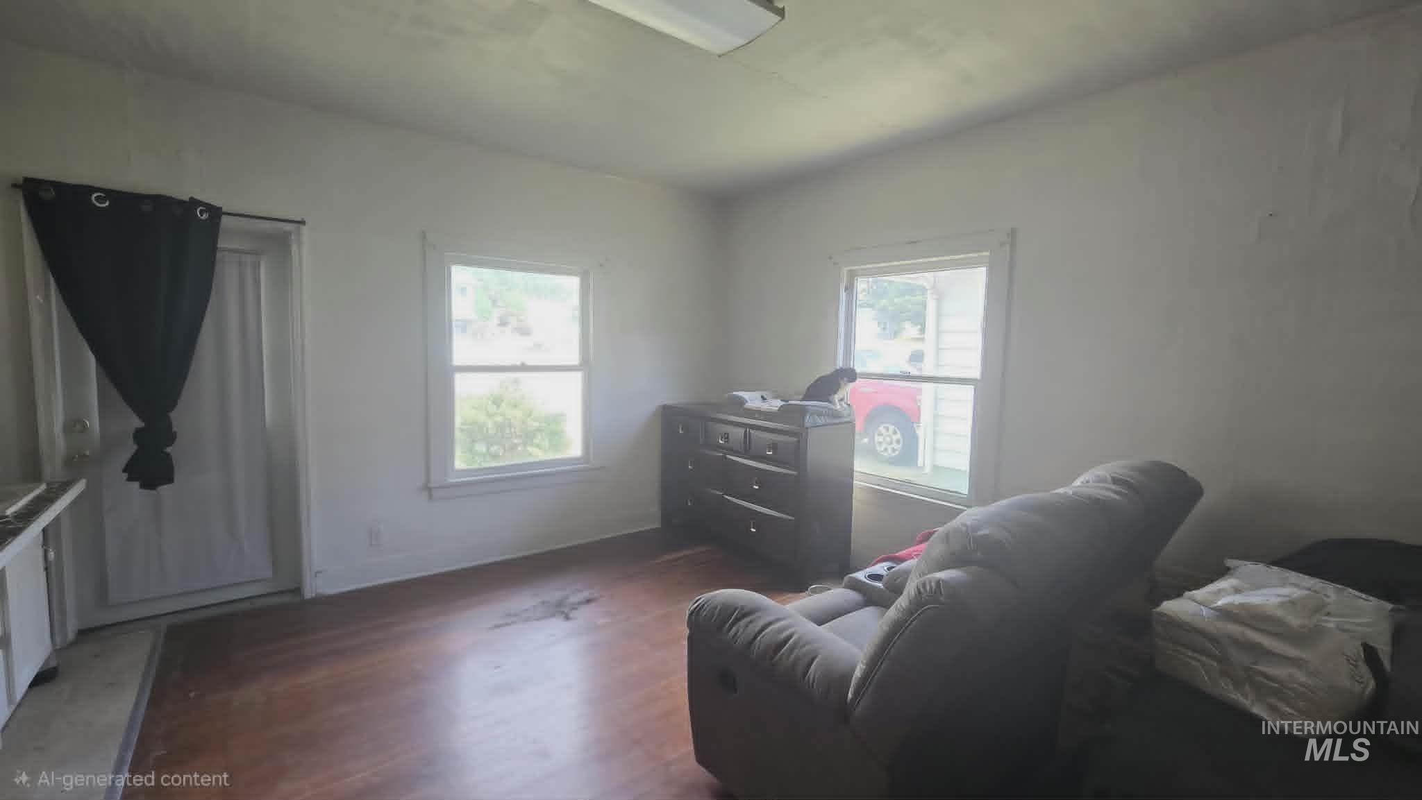 1212 Main Street Property Photo 5